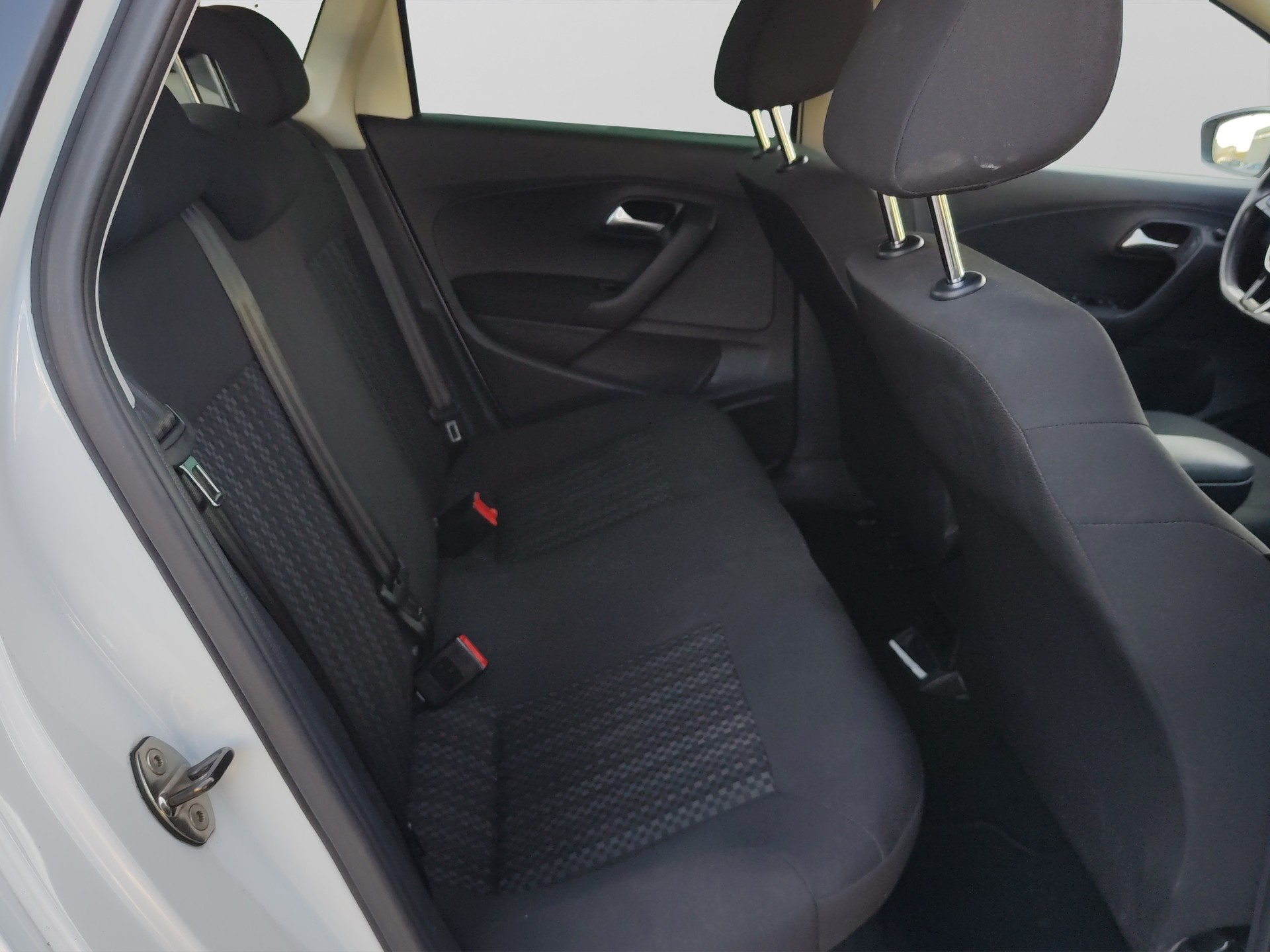 VW Polo 1.0 BMT Trendline-image-15
