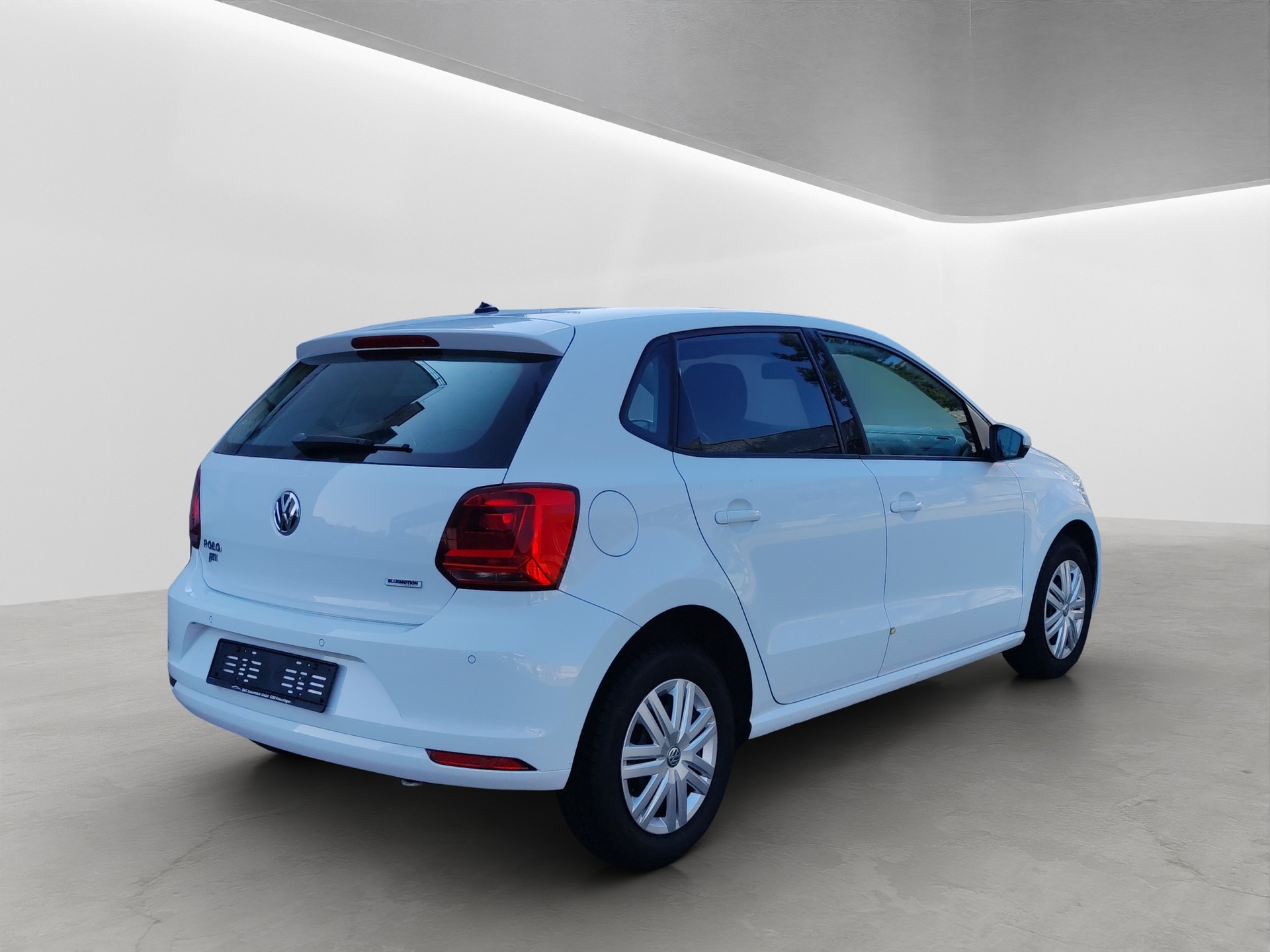 VW Polo 1.0 BMT Trendline-image-6