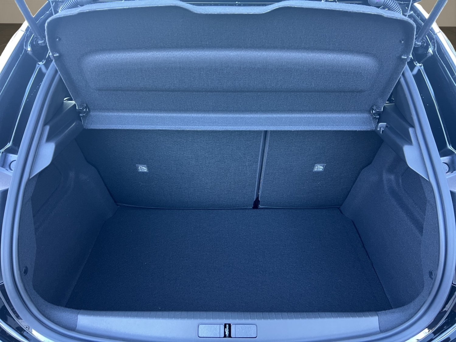 OPEL Corsa 1.2 T Hybrid Viva-image-17