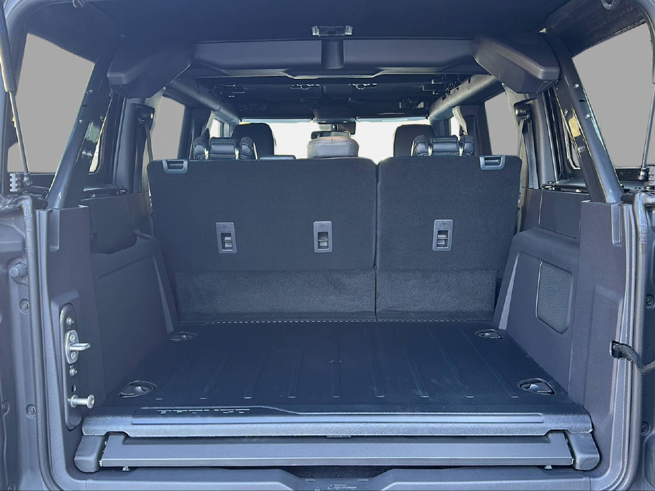 FORD Bronco 2.7 V6 Outer Banks-image-17