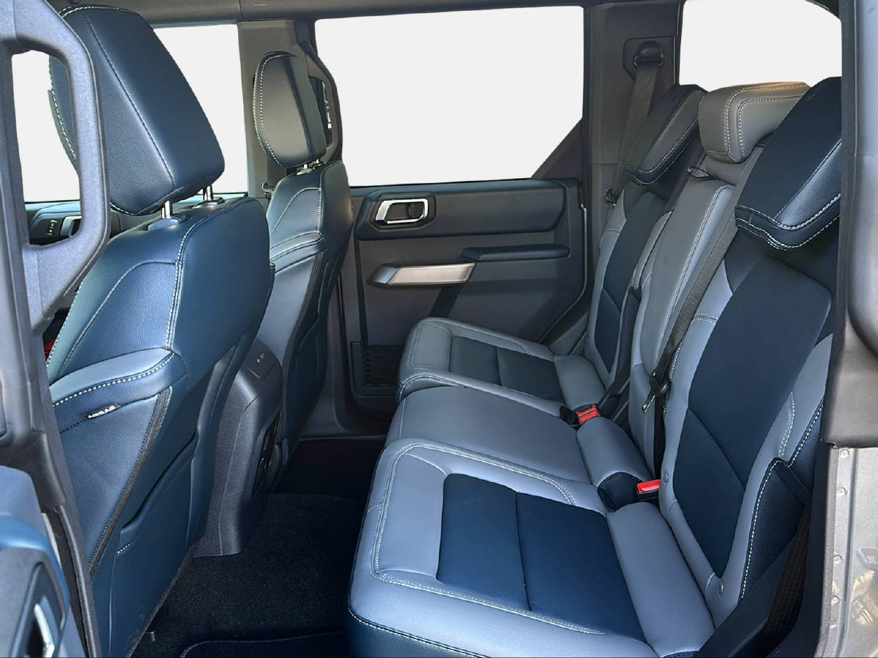 FORD Bronco 2.7 V6 Outer Banks-image-14