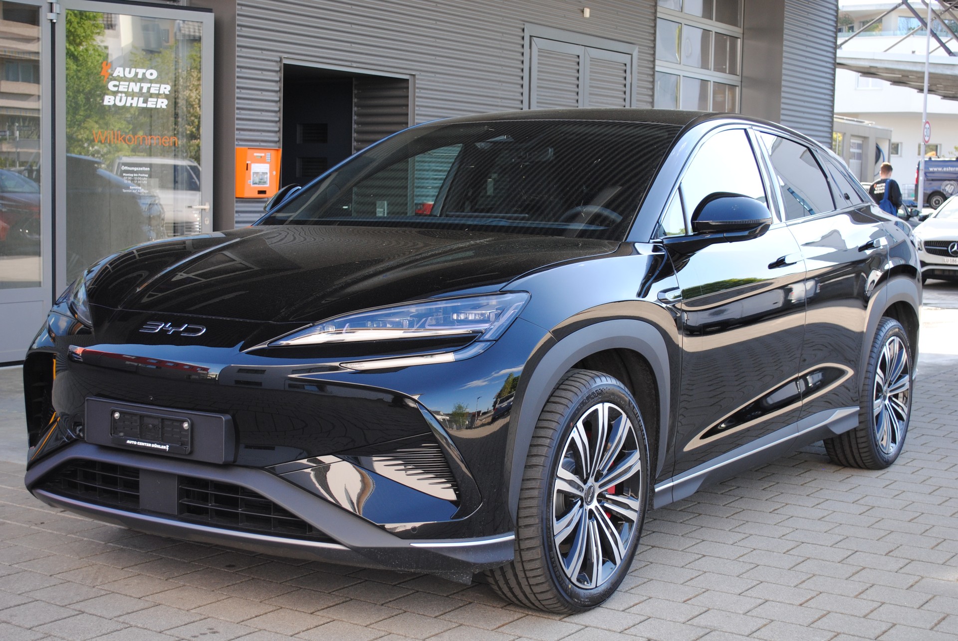 BYD Sealion 7 91,3 kWh Excellence AWD-showroom-element-2