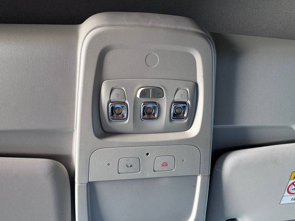 MERCEDES-BENZ eCitan Kasten Pro S Worker 45 kWh-image-15