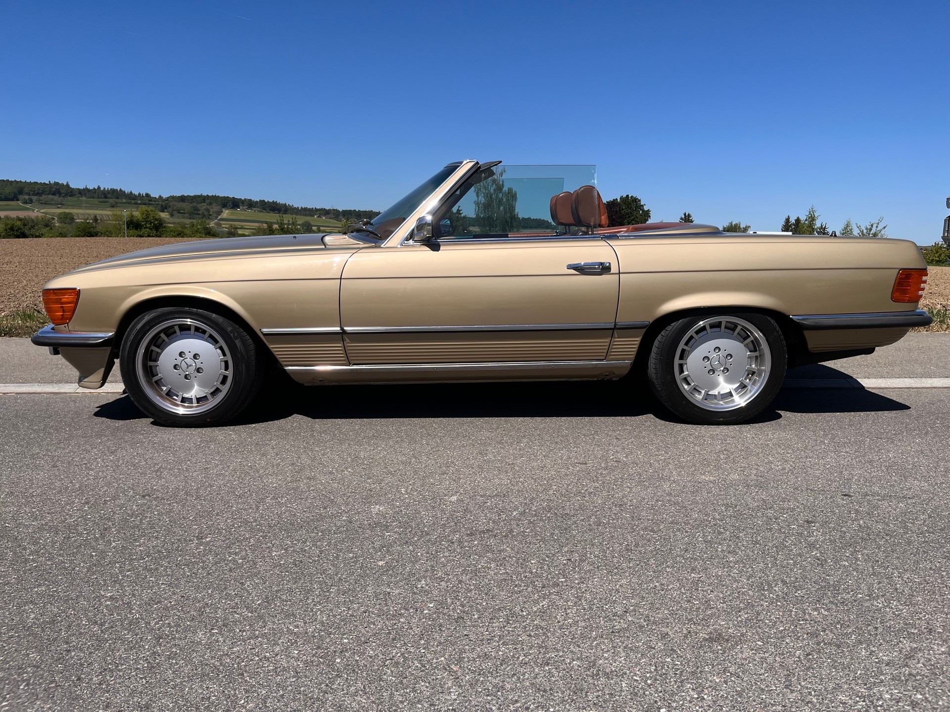 MERCEDES-BENZ 350 SL R107 Aut. Veteran