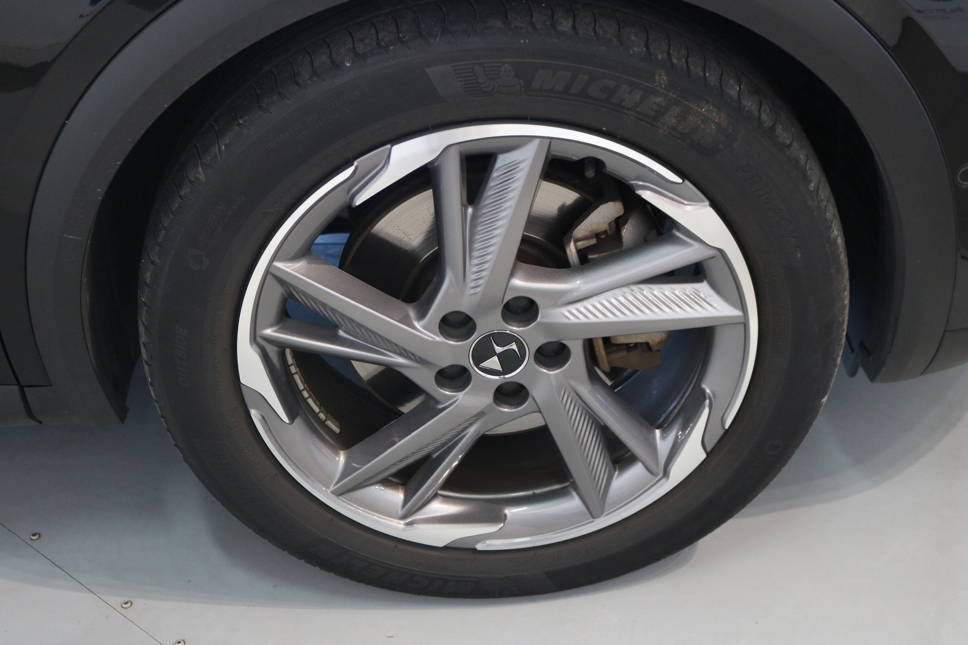DS AUTOMOBILES DS 7 Crossback E-Tense 300 4x4 RIVOLI-image-28