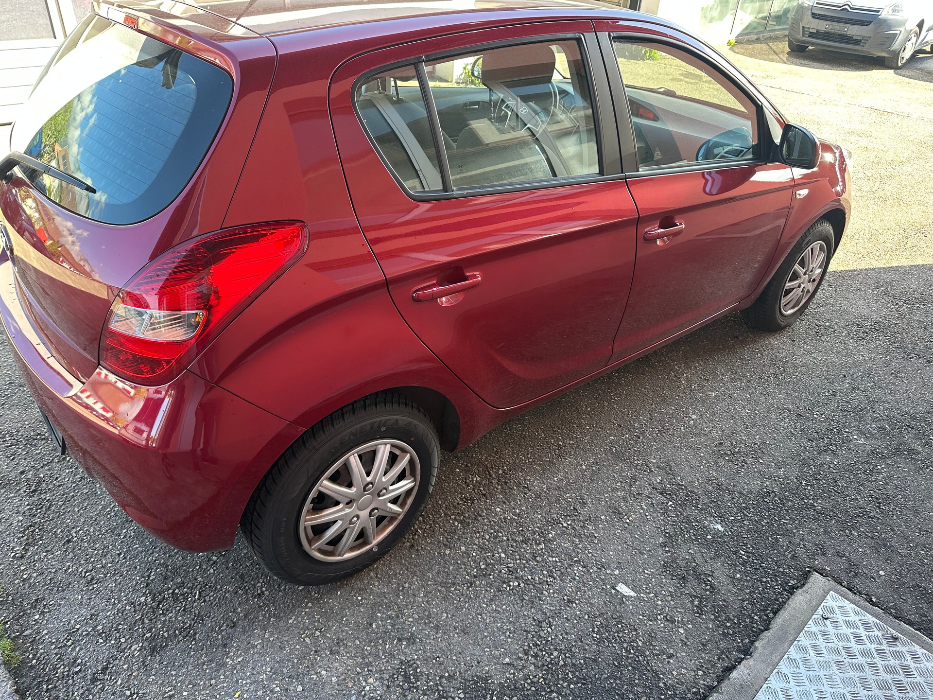 HYUNDAI i20 1.4 Style-image-5