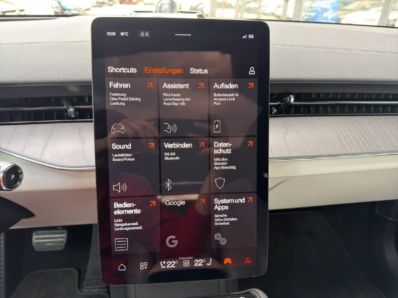 POLESTAR 3 Long Range Dual Motor Performance-image-13