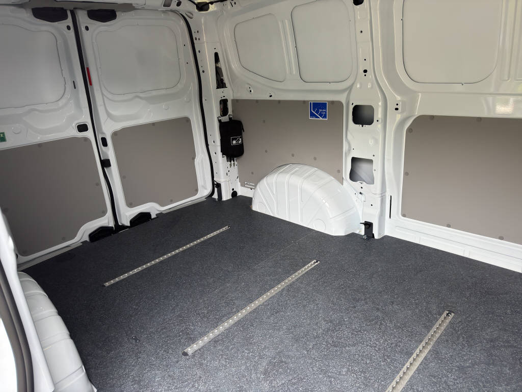 FORD Transit Custom Van 320 L1 2.0 EcoBlue 170PS 4WD-image-10