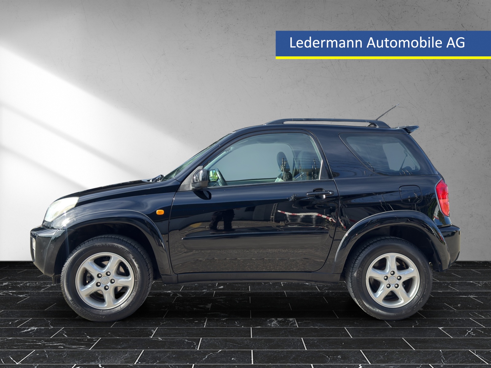 TOYOTA RAV-4 2.0 16V Linea Sol-showroom-element-1