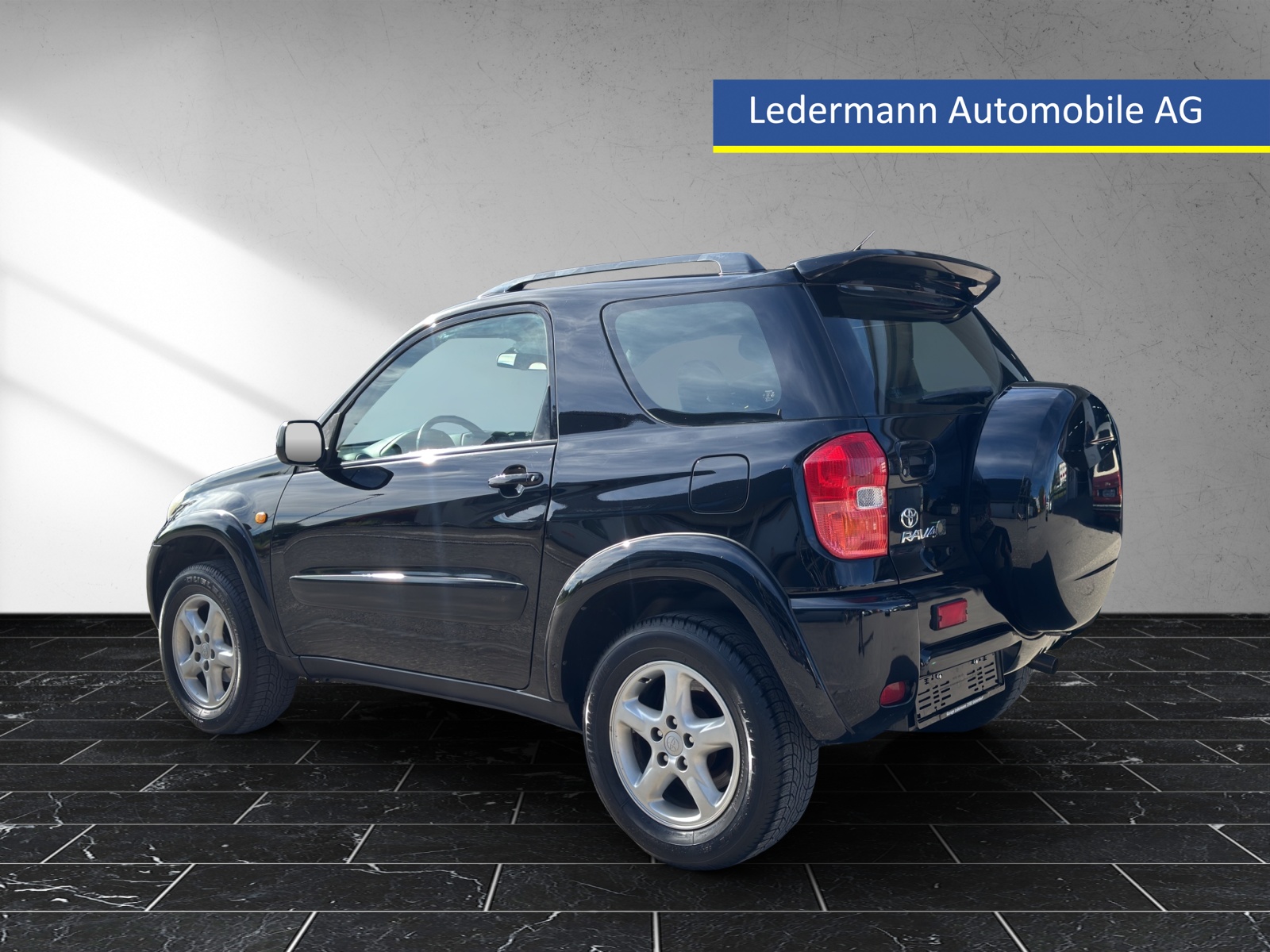 TOYOTA RAV-4 2.0 16V Linea Sol-showroom-element-2