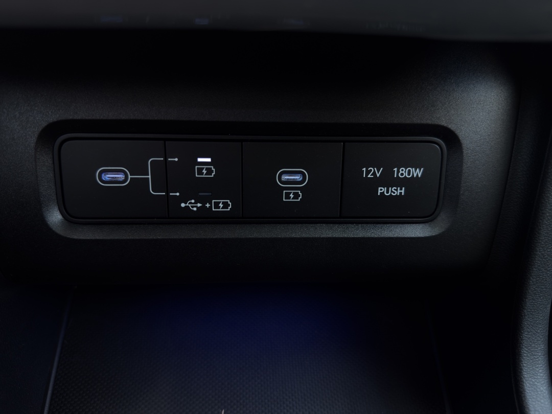 HYUNDAI Tucson 1.6 TGDI HEV Vertex Swiss Edition 4WD-image-18