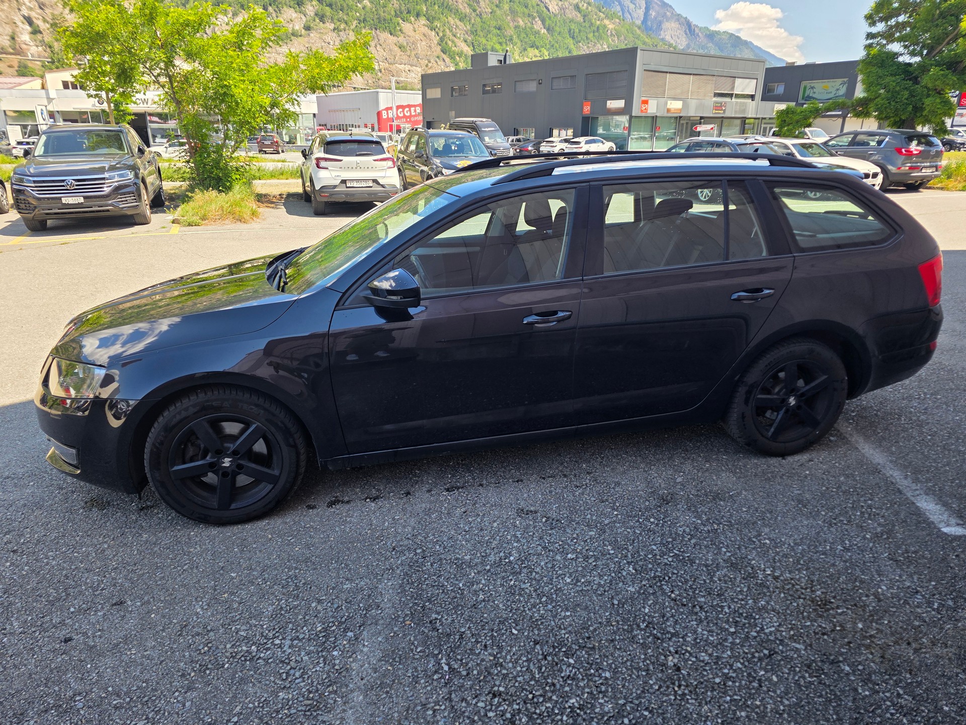 SKODA OCTAVIA-image-6