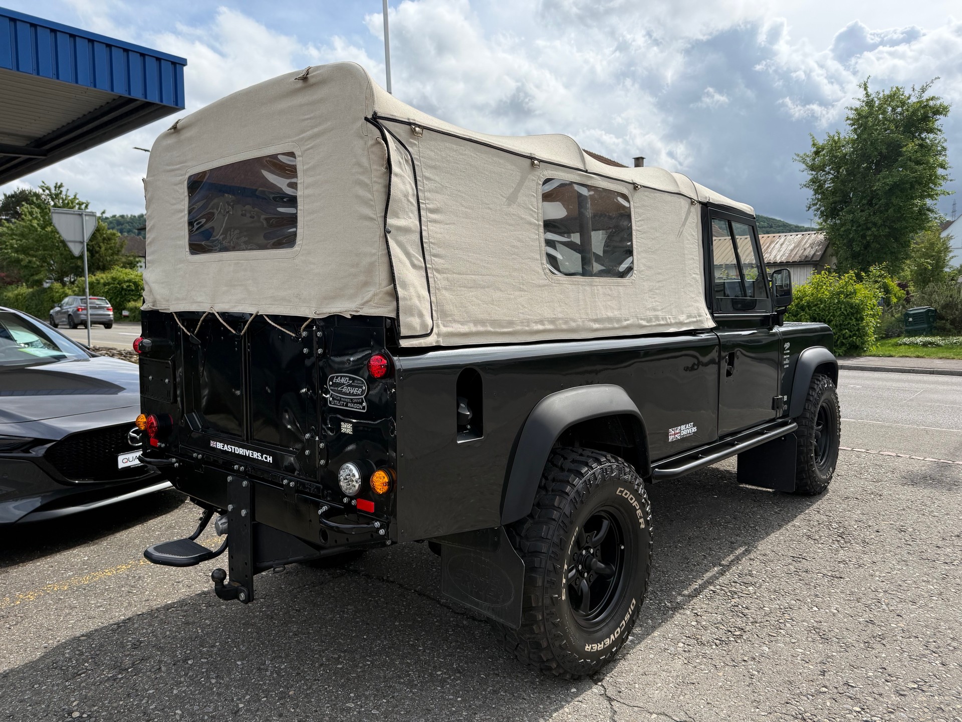 LAND ROVER Defender 110 3.5 V8-image-5