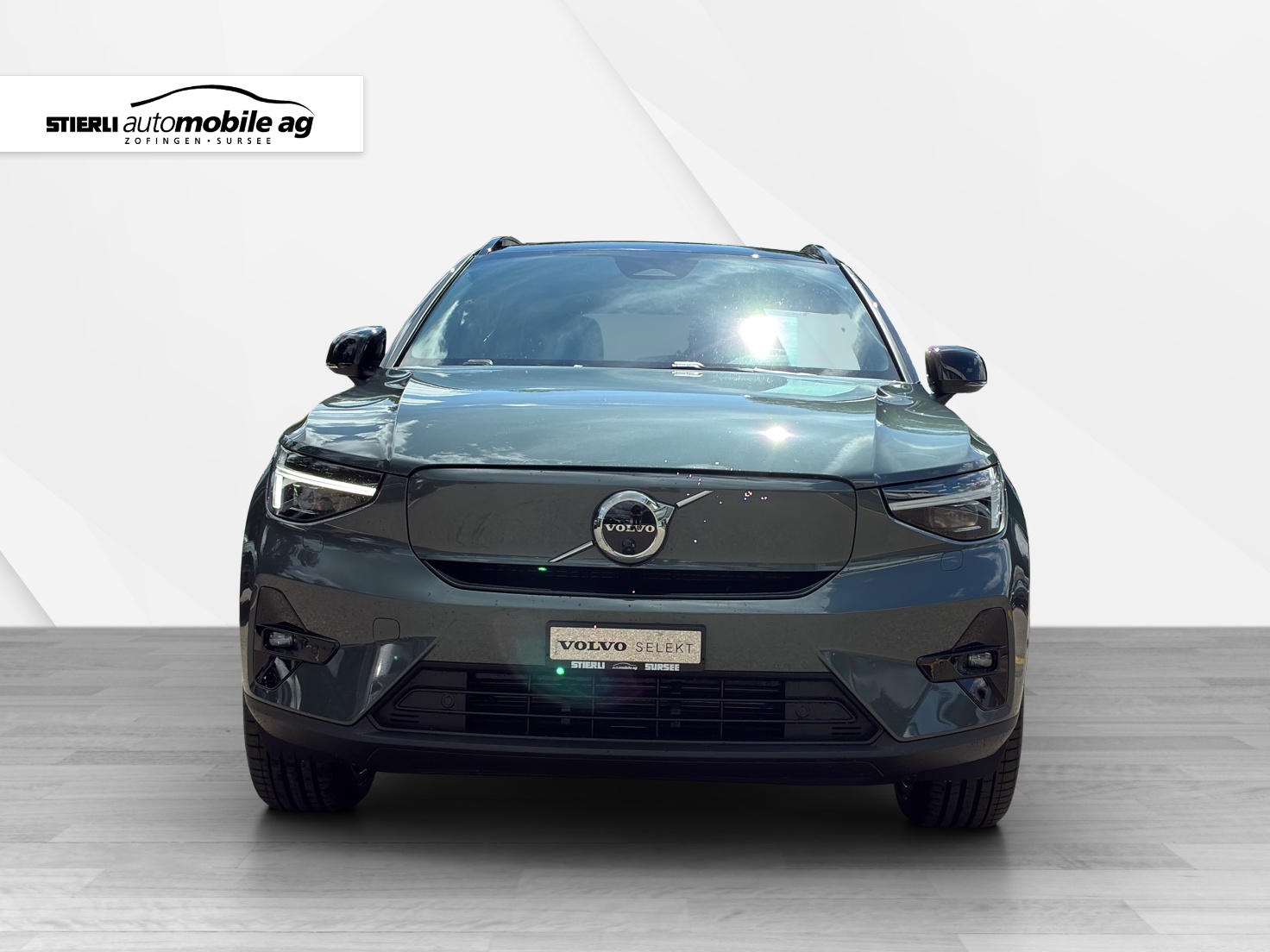 VOLVO EX40 Twin XCENTRIC Edition AWD-image-1