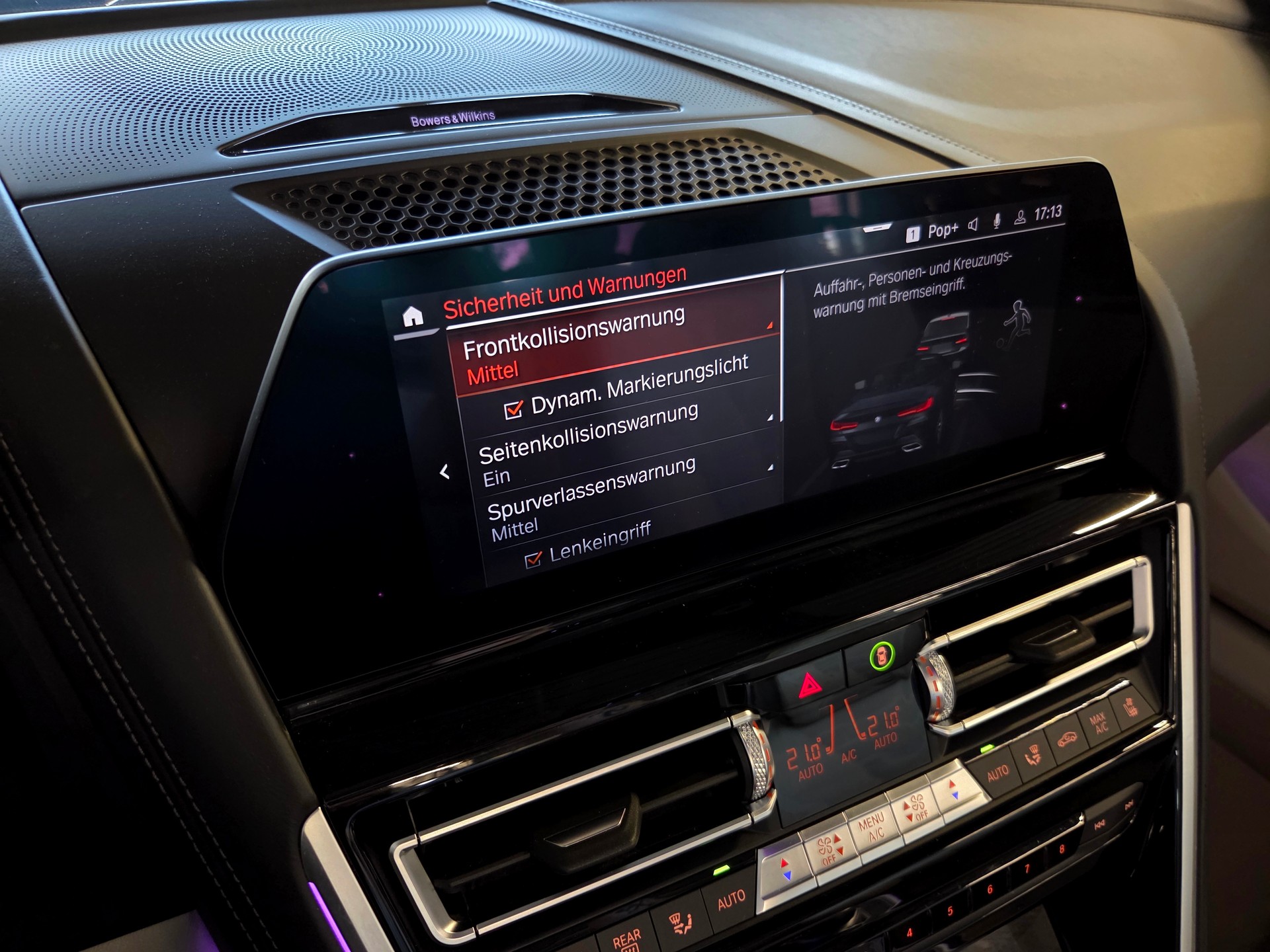 BMW M850i xDrive Cabriolet-image-11