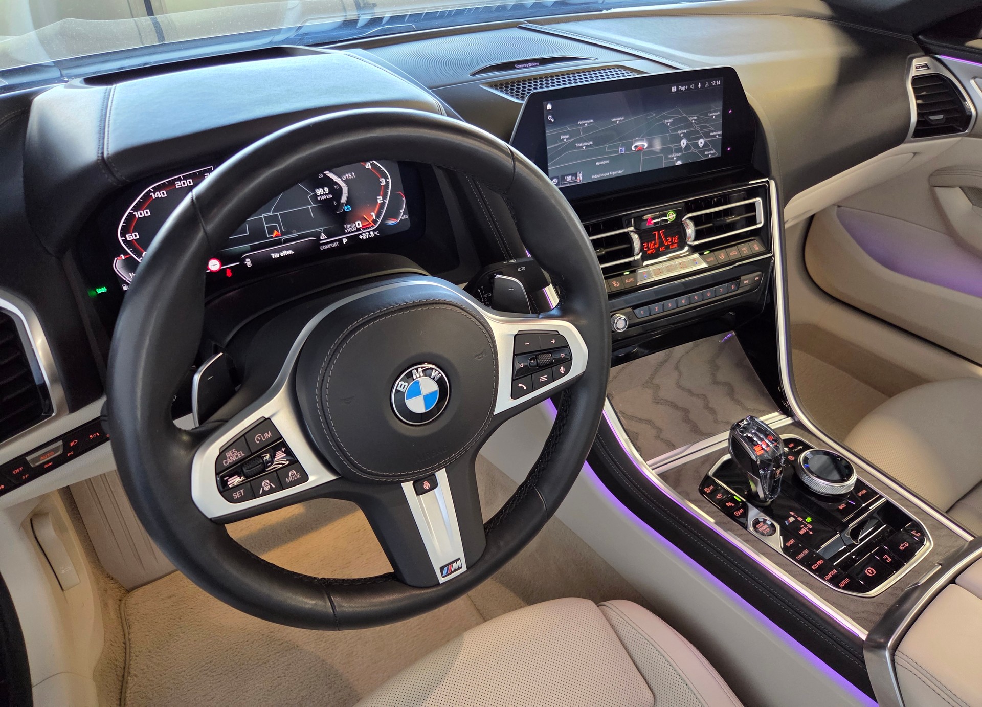 BMW M850i xDrive Cabriolet-image-14