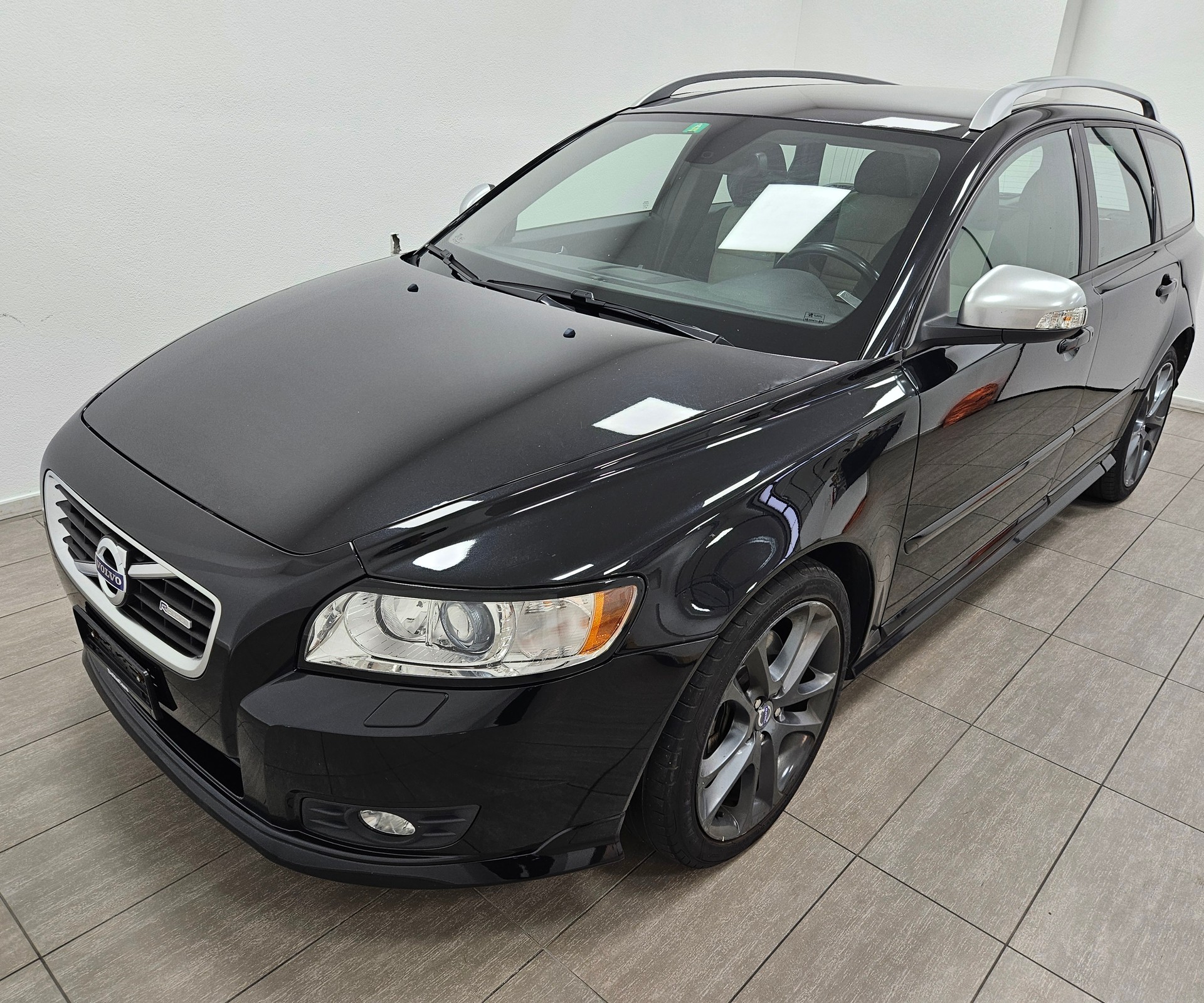 VOLVO V50 D4 R-Design Geartronic-image-9