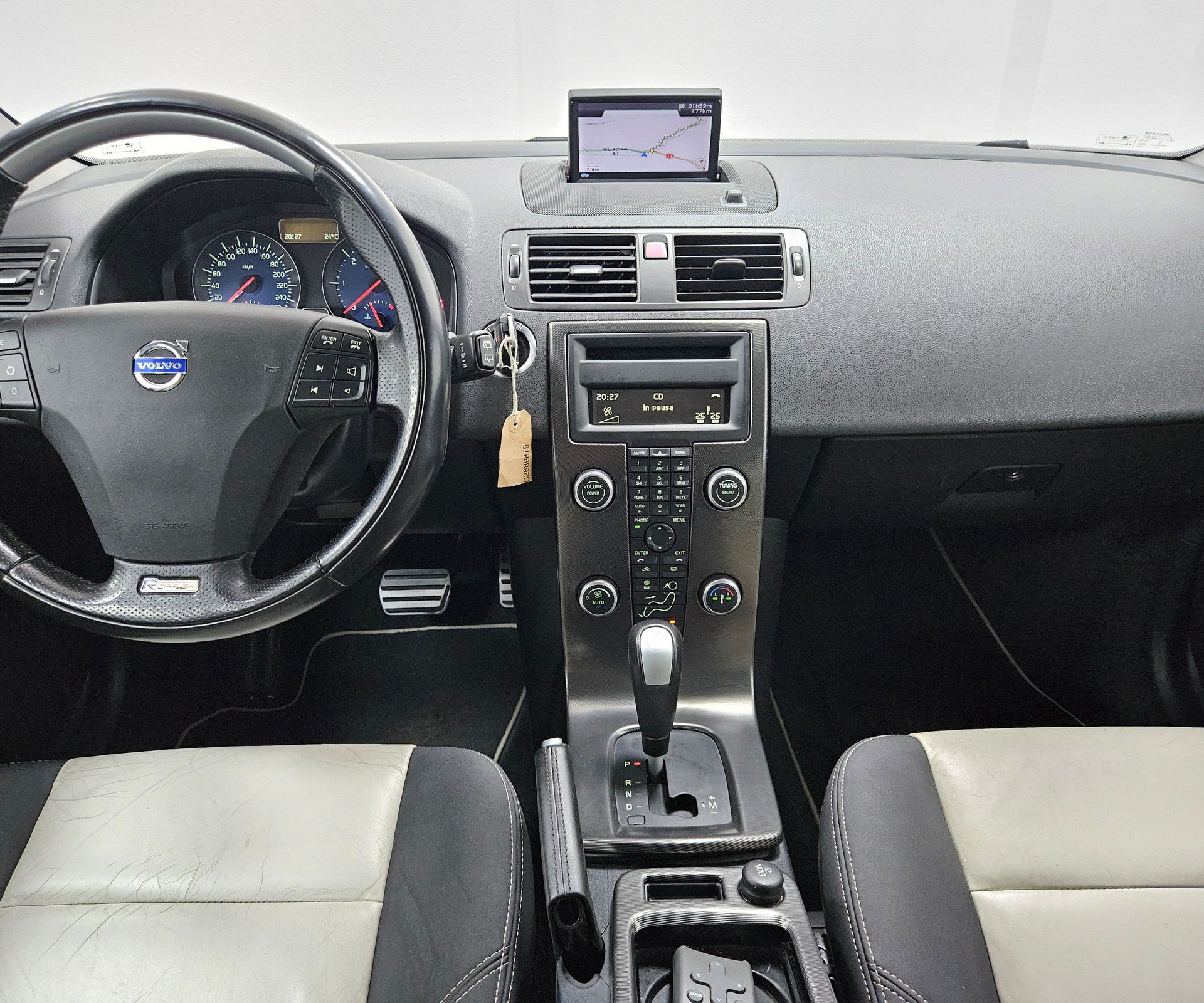 VOLVO V50 D4 R-Design Geartronic-image-10