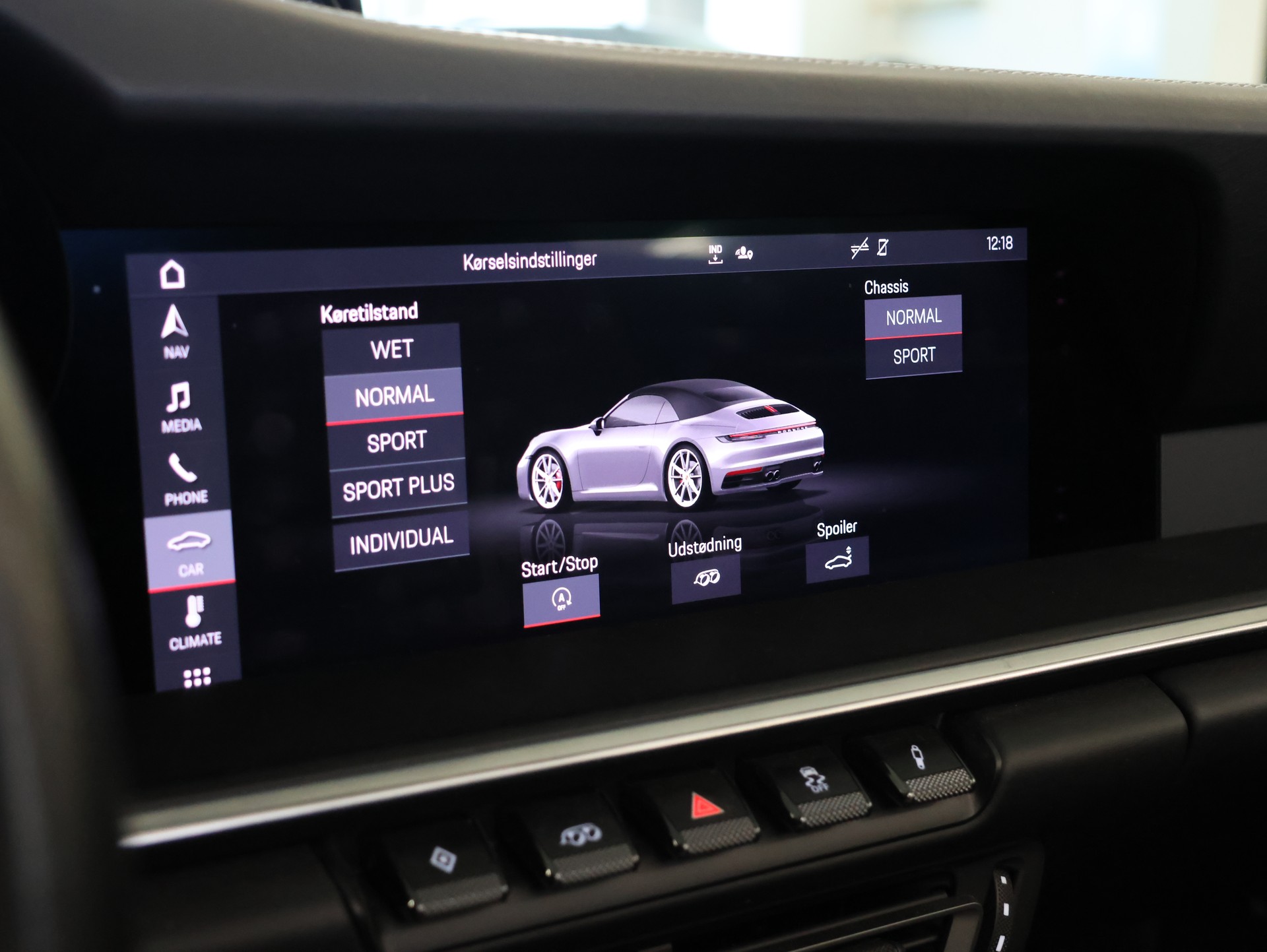 PORSCHE 911 Carrera 4S Cabriolet PDK *Sport Chrono* *Sportabgassanlage* *Leder Packet*-image-26