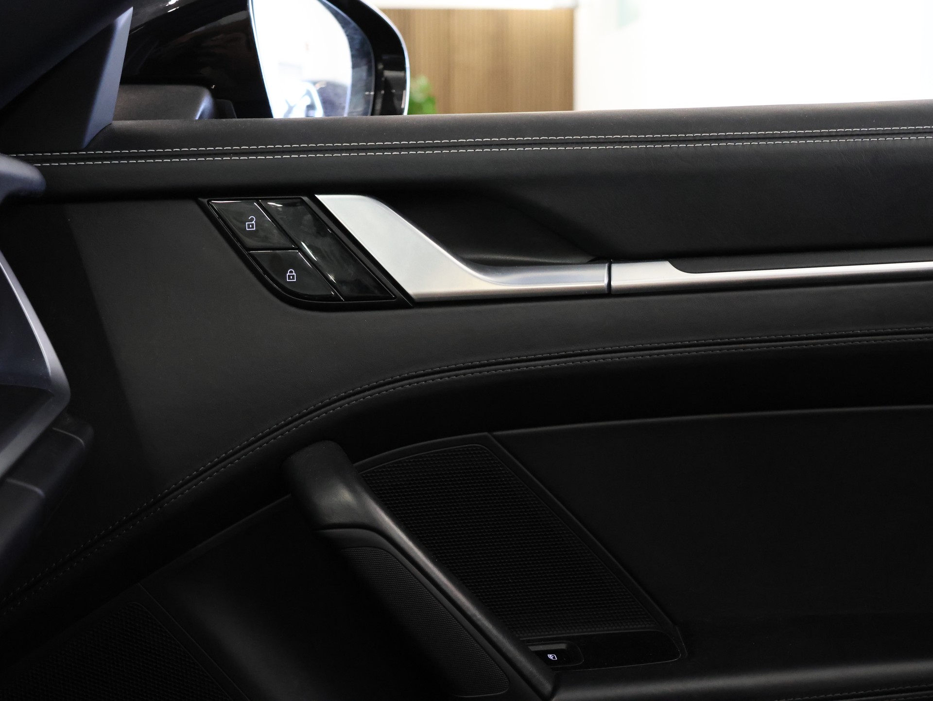 PORSCHE 911 Carrera 4S Cabriolet PDK *Sport Chrono* *Sportabgassanlage* *Leder Packet*-image-33