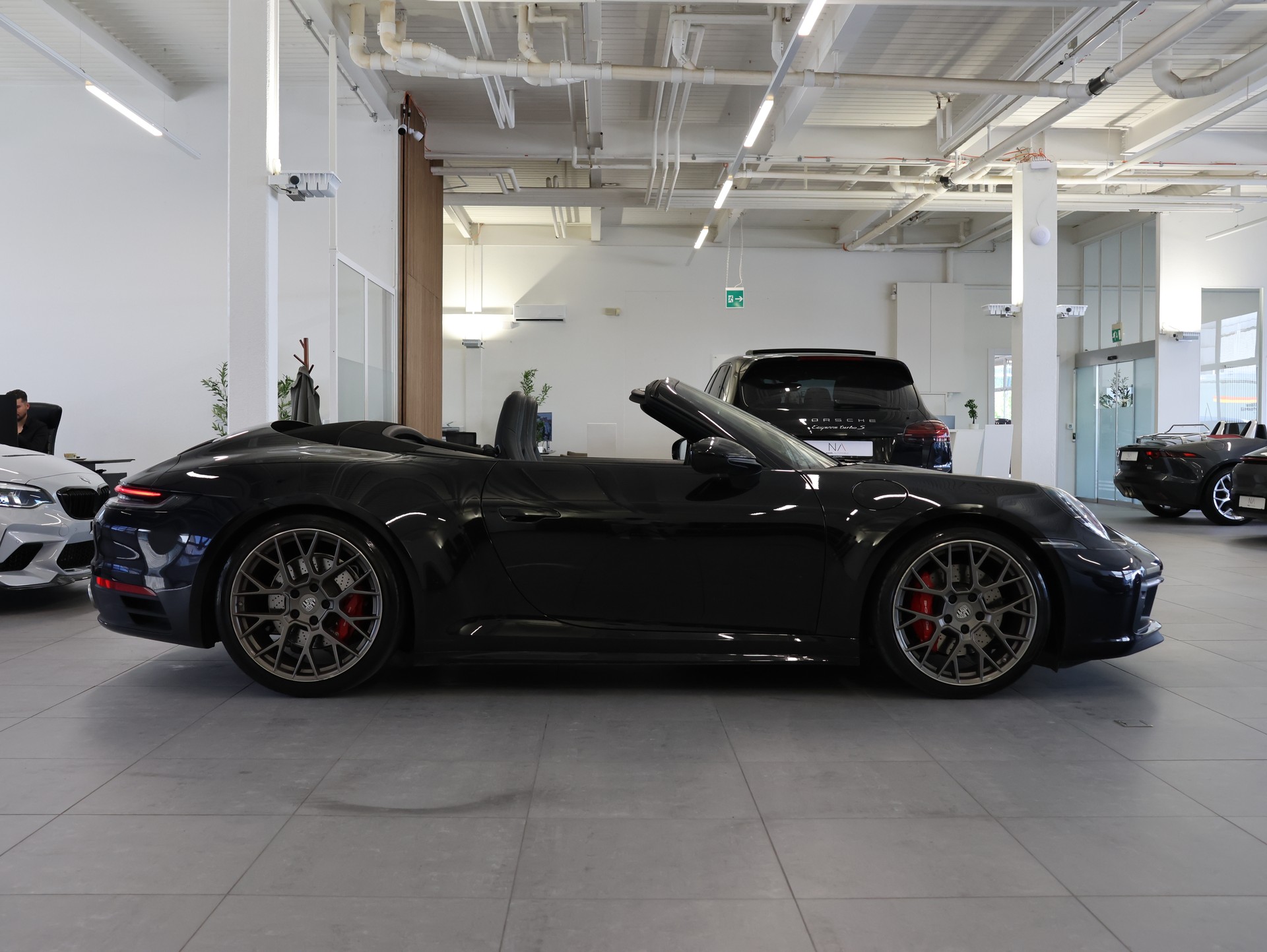 PORSCHE 911 Carrera 4S Cabriolet PDK *Sport Chrono* *Sportabgassanlage* *Leder Packet*-image-7