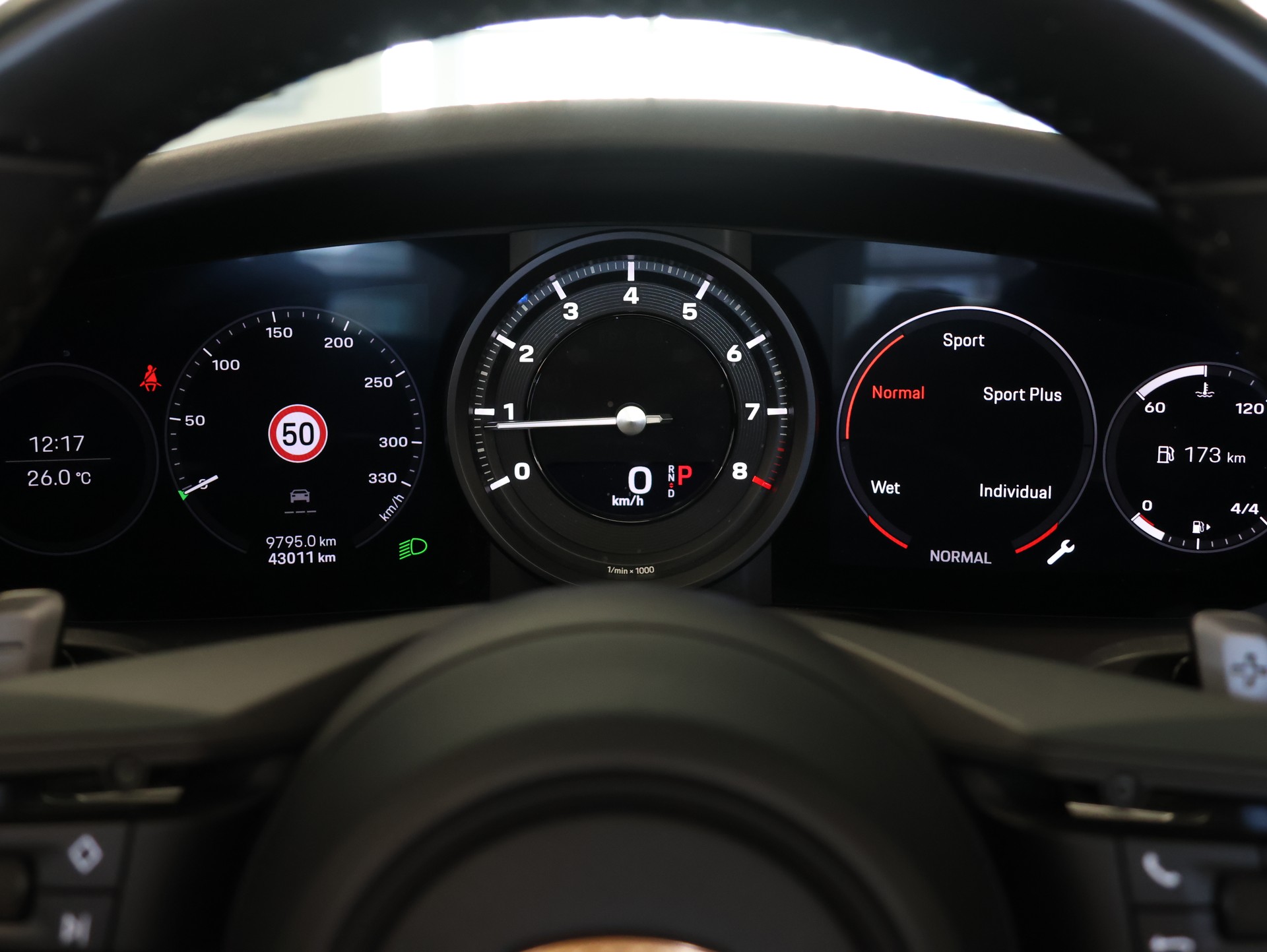 PORSCHE 911 Carrera 4S Cabriolet PDK *Sport Chrono* *Sportabgassanlage* *Leder Packet*-image-24