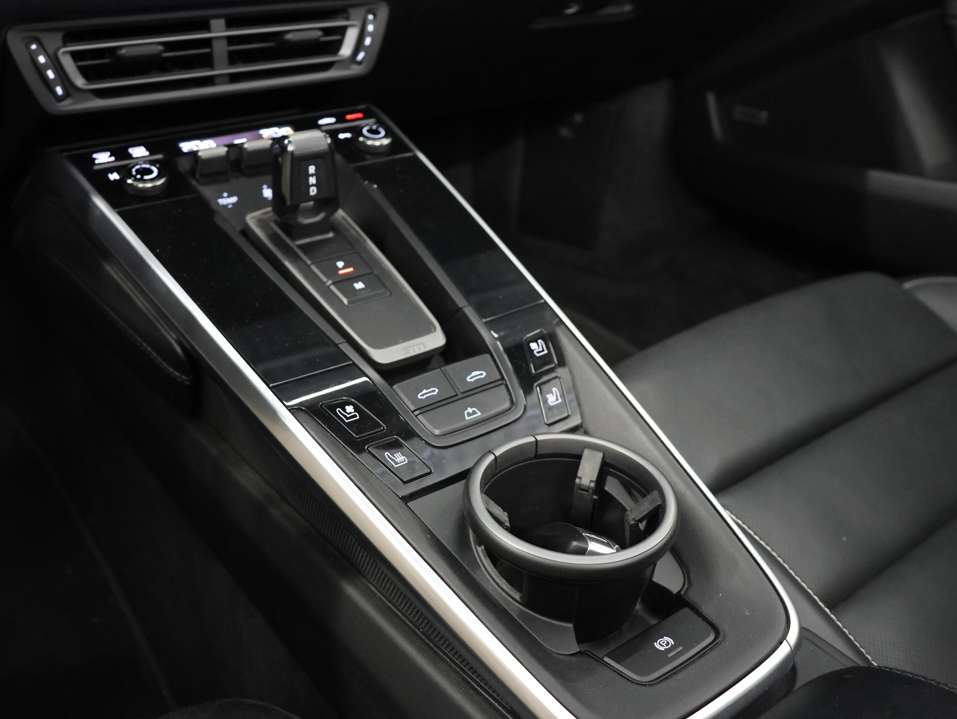 PORSCHE 911 Carrera 4S Cabriolet PDK *Sport Chrono* *Sportabgassanlage* *Leder Packet*-image-29