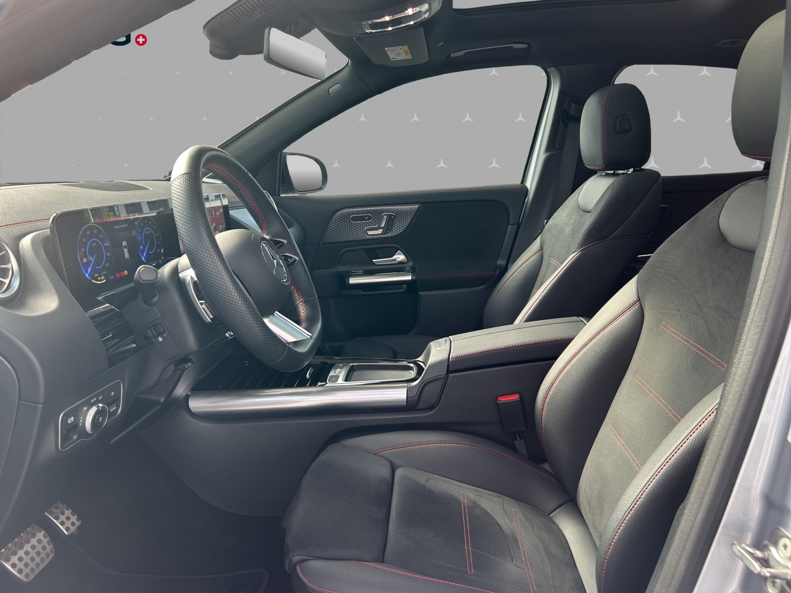 MERCEDES-BENZ EQA 350 66,5 kWh 4Matic Swiss Star-image-7