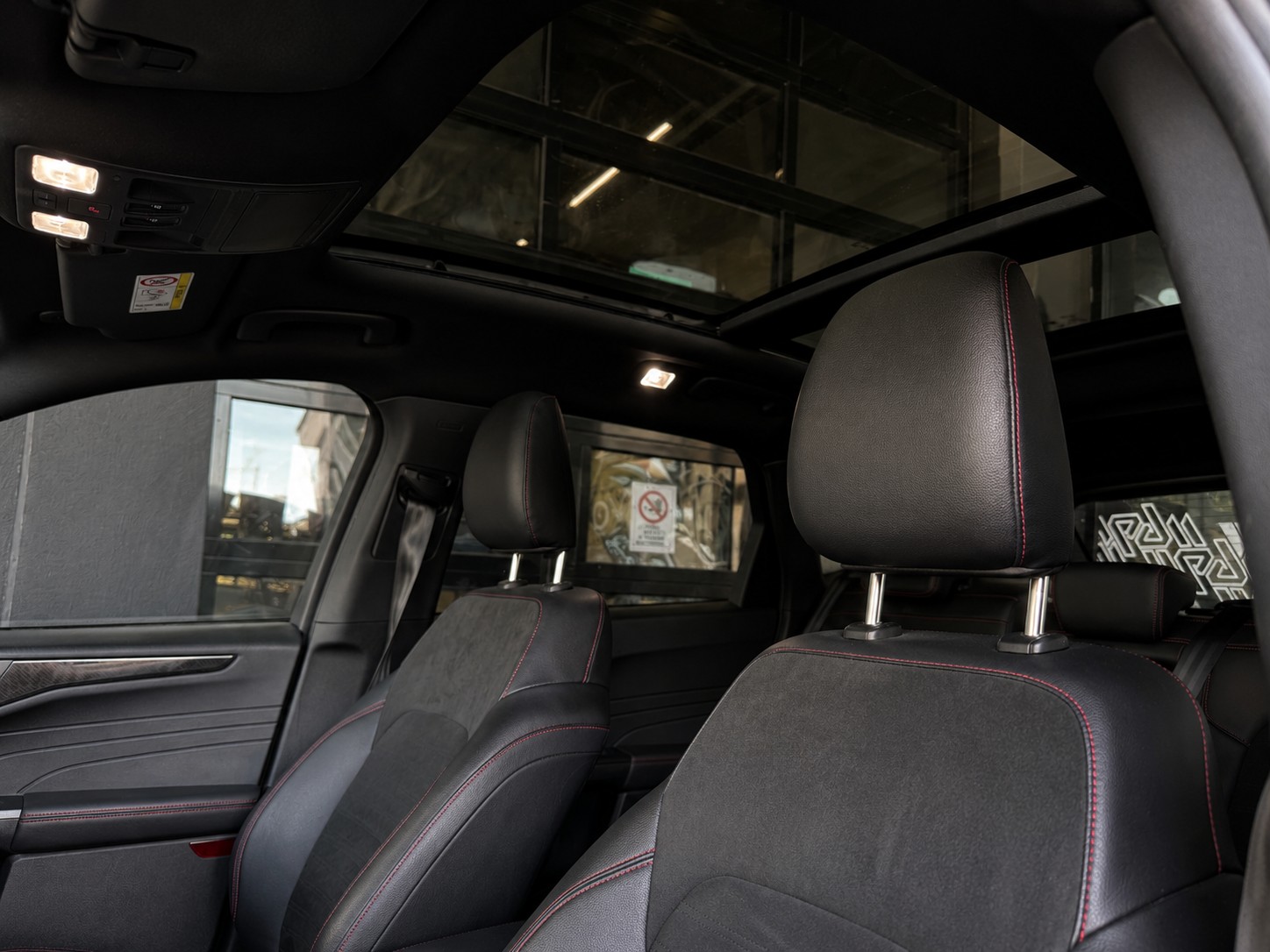 FORD Kuga 2.5 FHEV ST-Line X 4WD-image-15