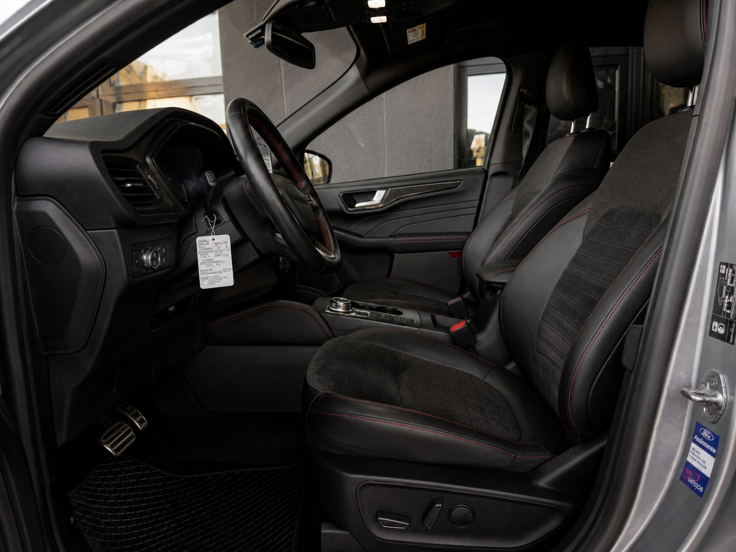 FORD Kuga 2.5 FHEV ST-Line X 4WD-image-8