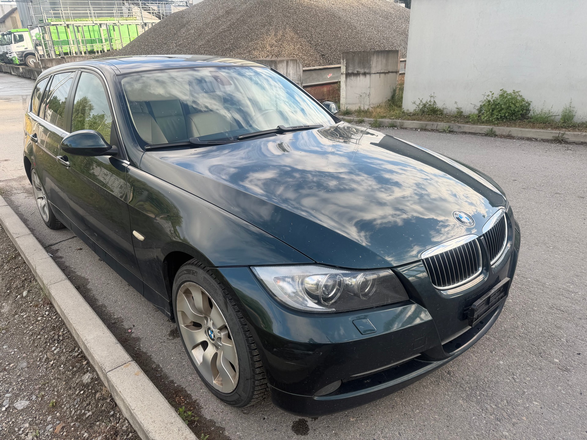 BMW 330xi Touring Steptronic