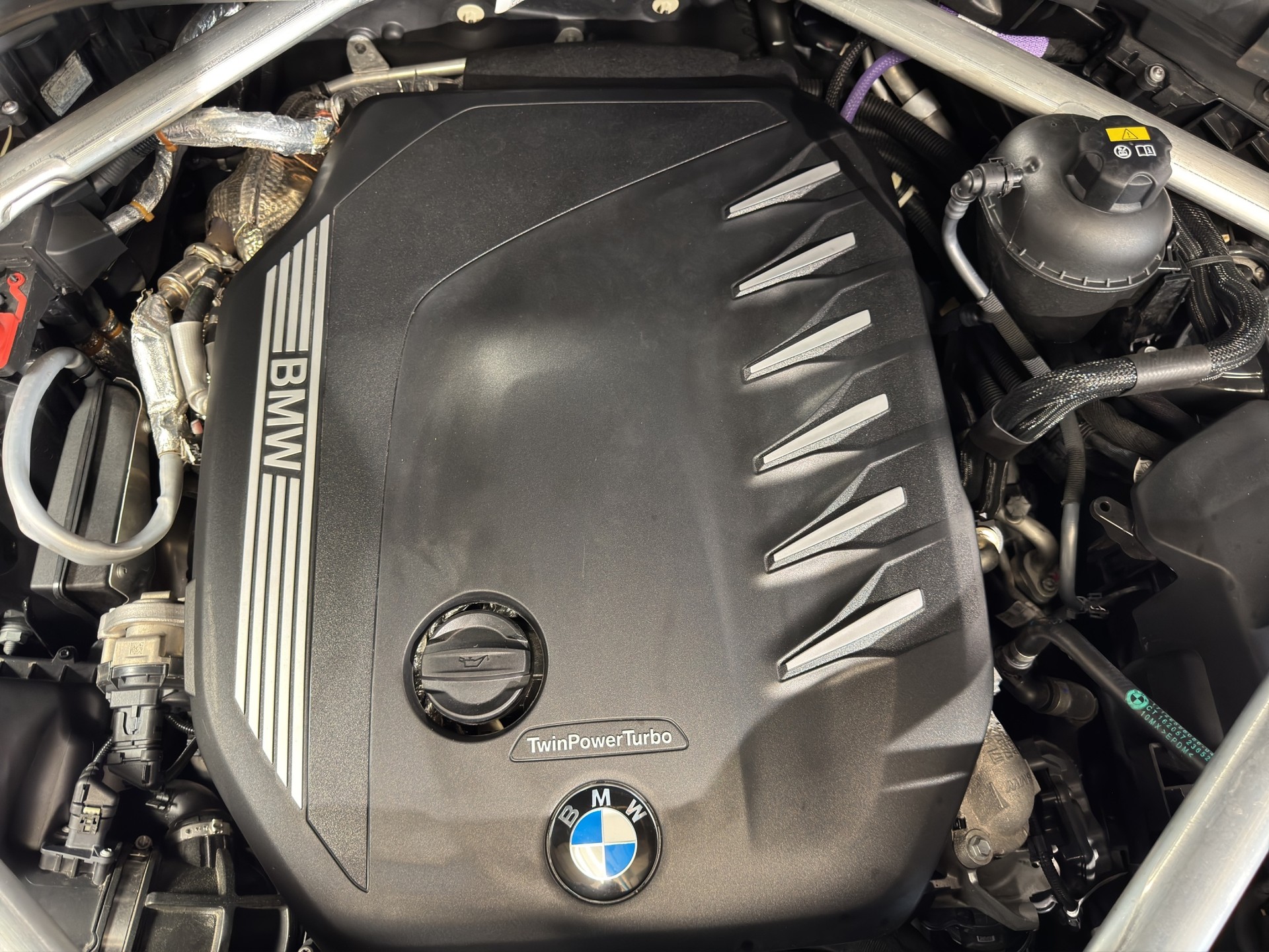 BMW X6 40d xDrive M Sport-image-18