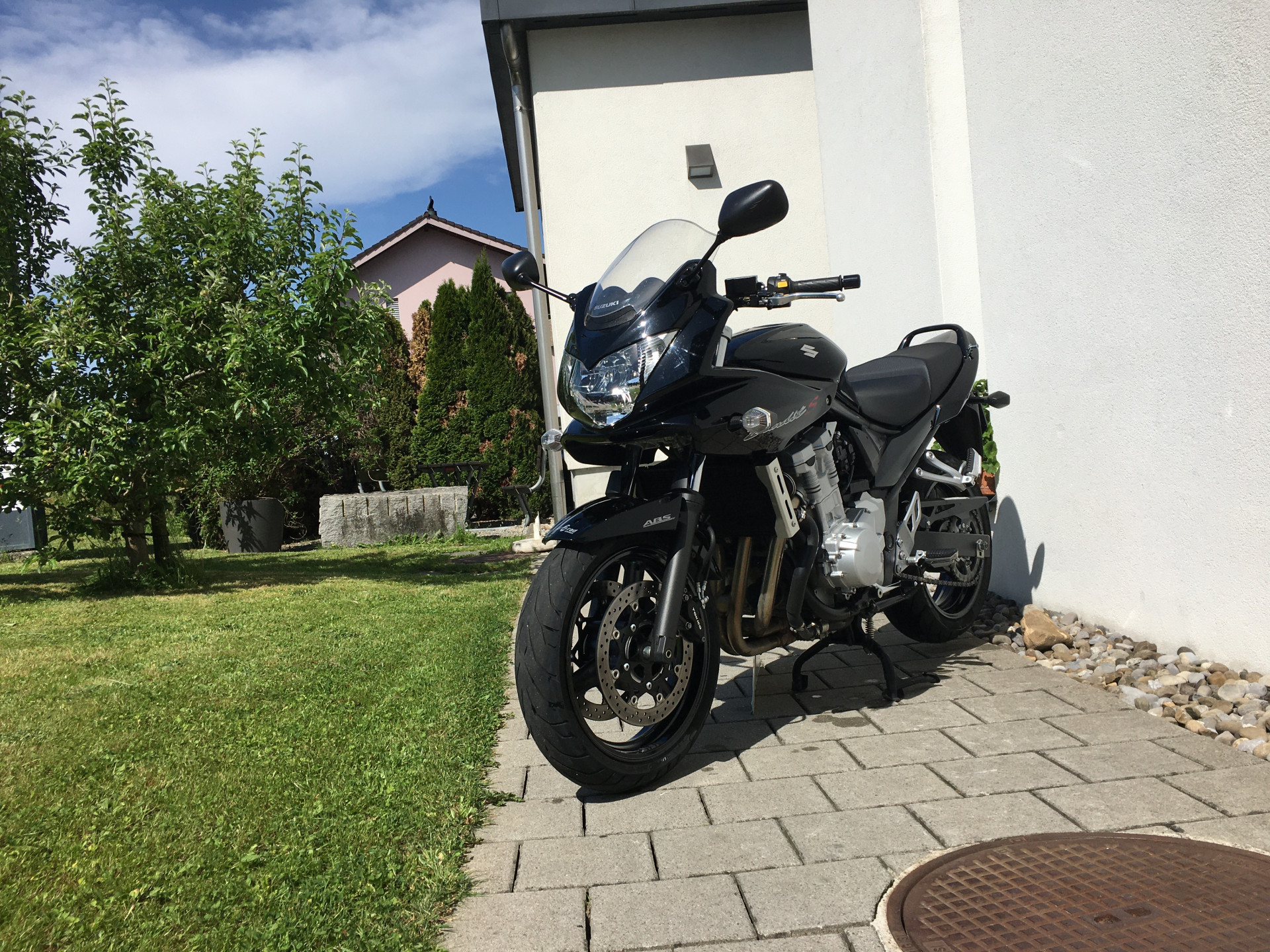 SUZUKI GSF 650 SA Bandit-image-1