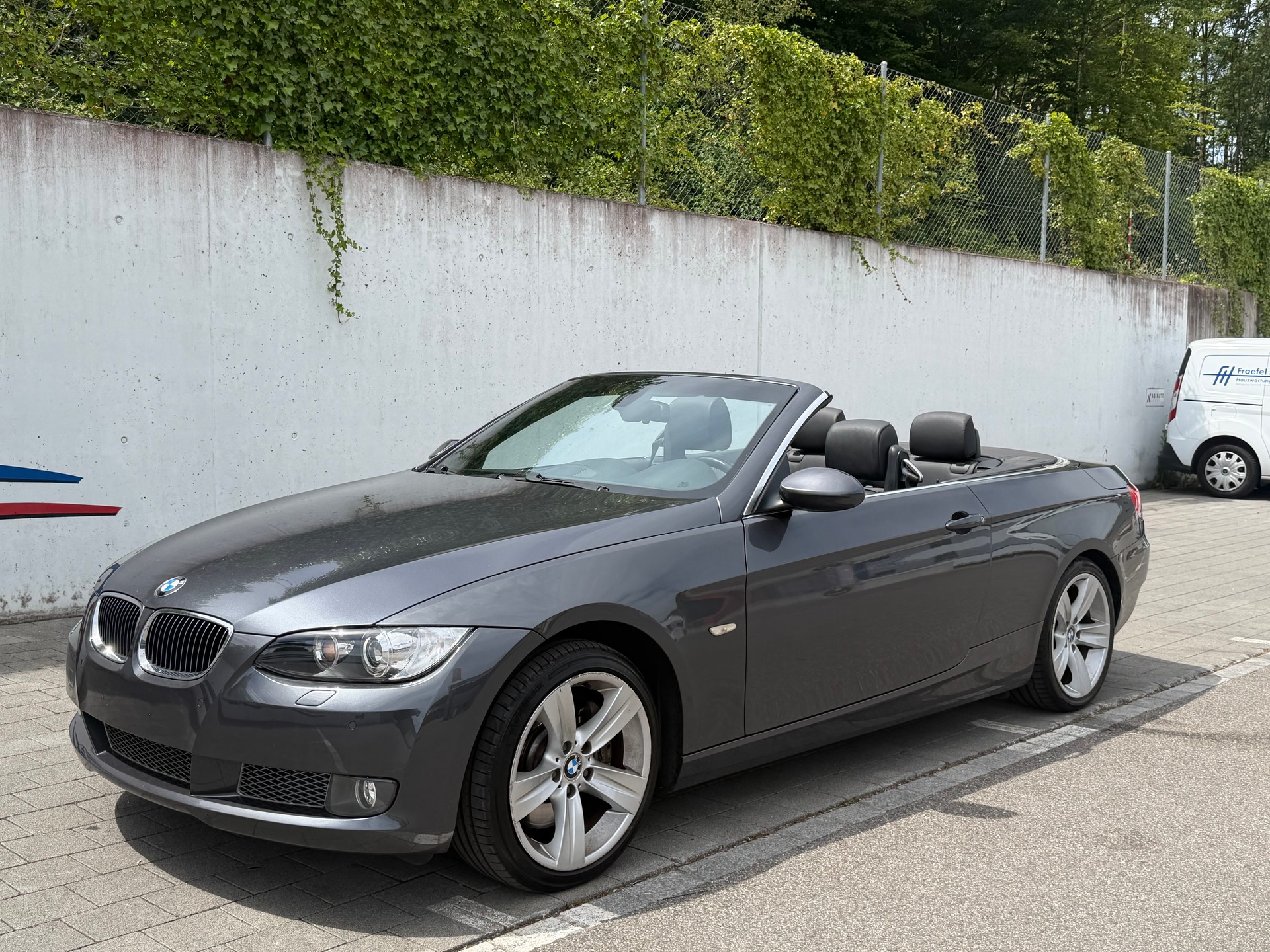 BMW 335i Cabriolet