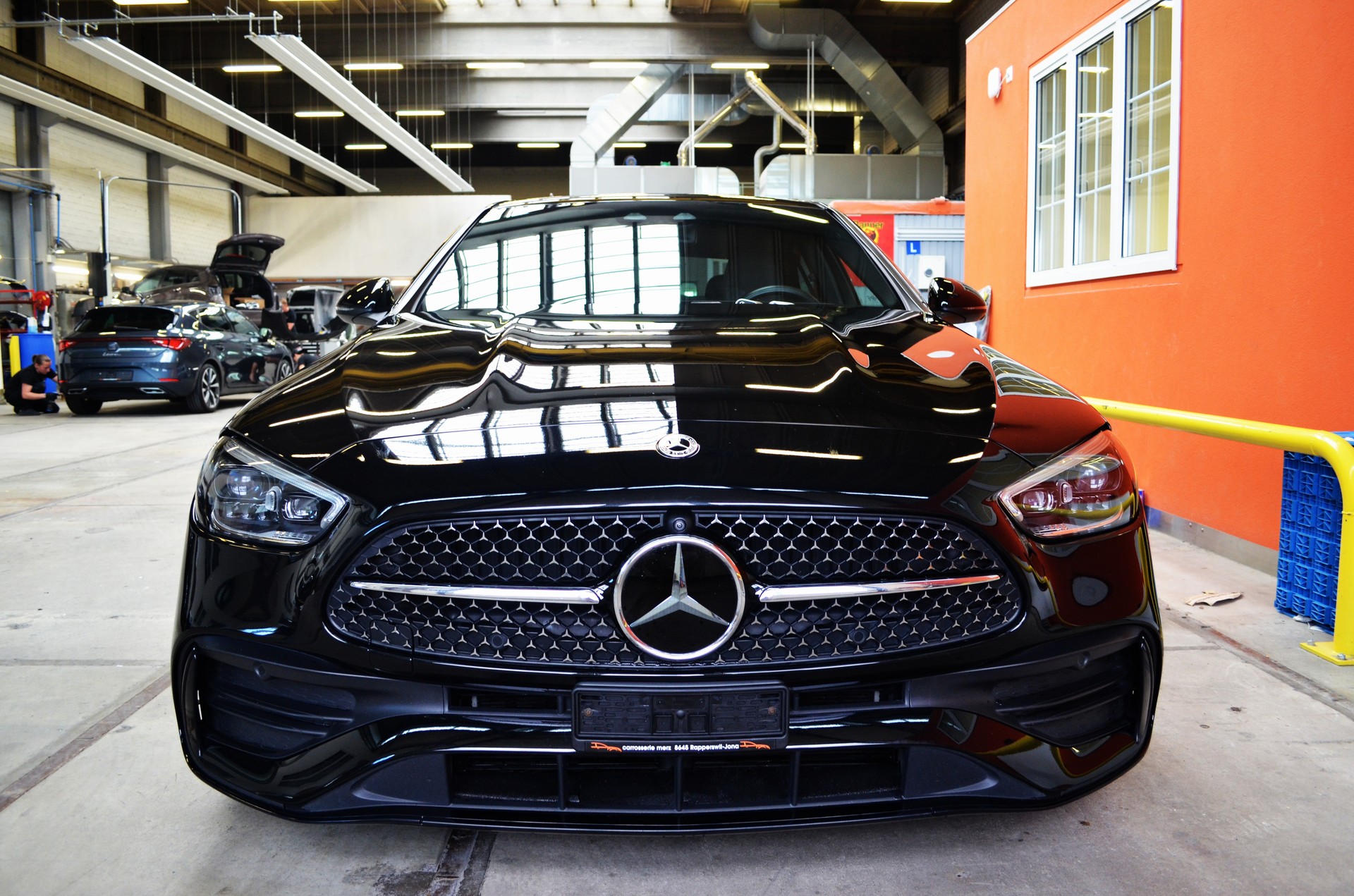 MERCEDES-BENZ C 200 4Matic AMG Line-image-1