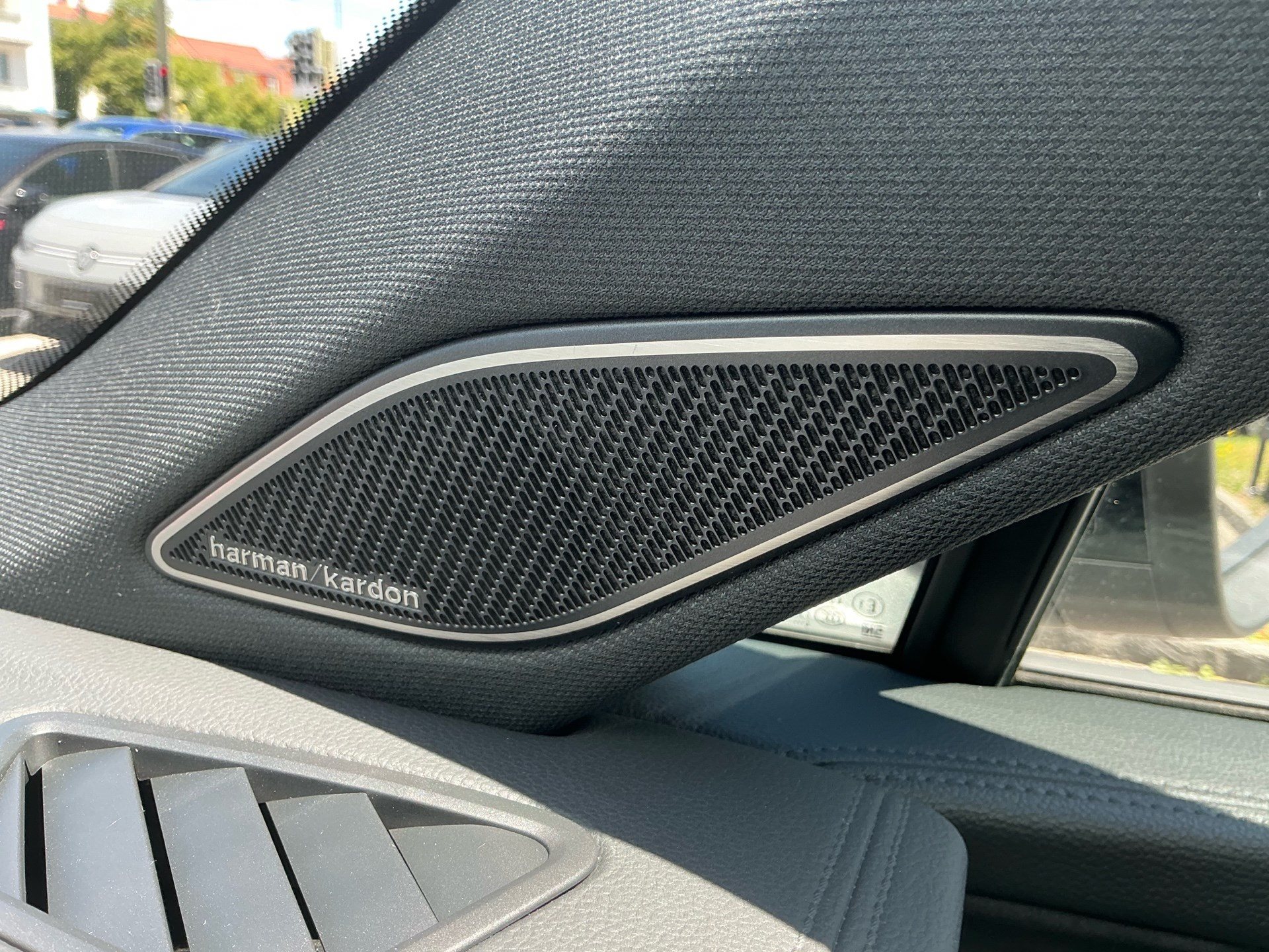 VW Tayron 2.0 TDI 193 PS 4Motion R-Line *** PANORAMDACH & ANHÄNGERKUPPLUNG ***-image-27