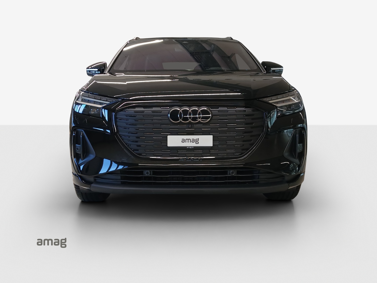 AUDI Q4 e-tron 45 Attraction quattro-image-6