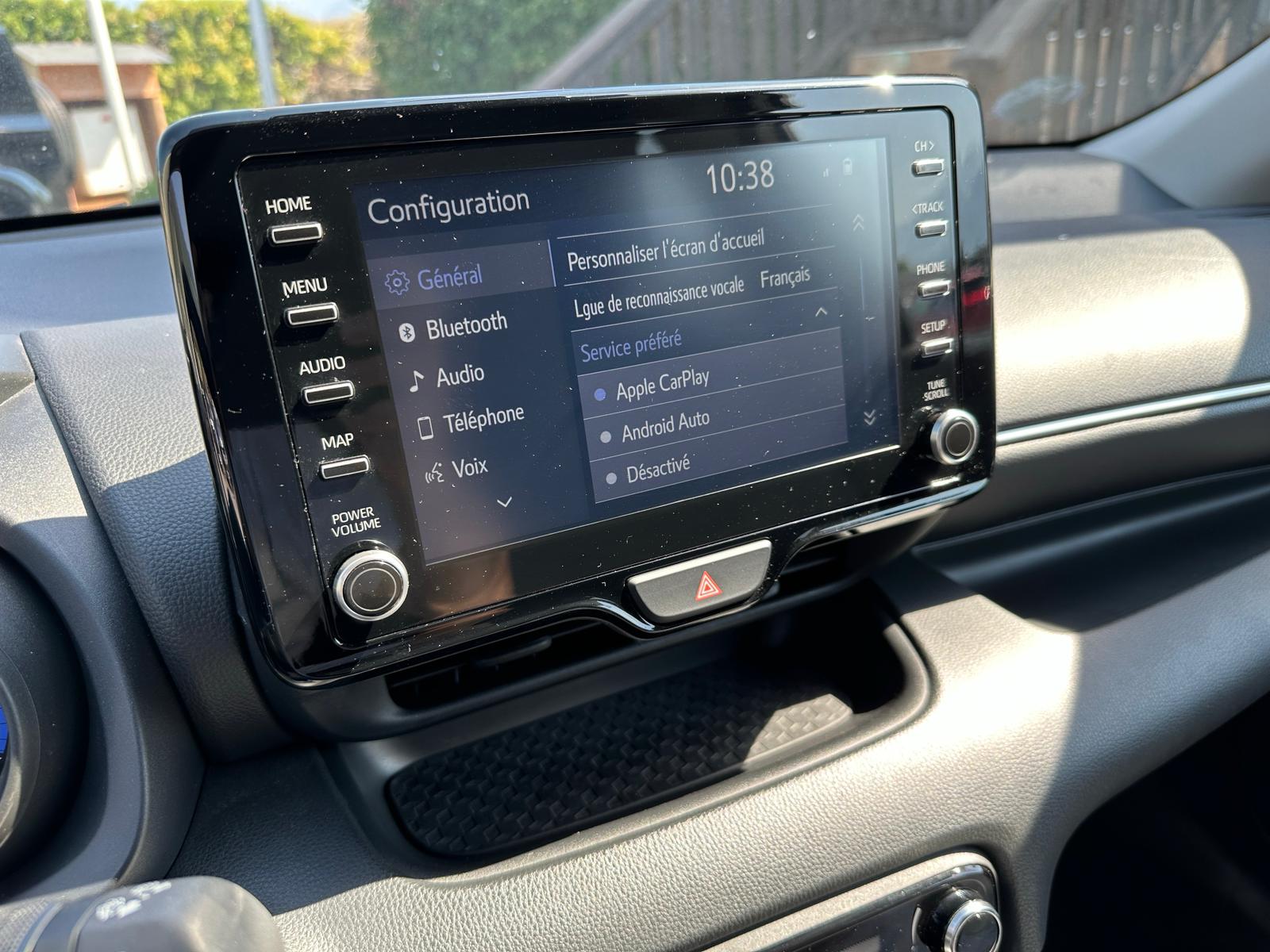 TOYOTA Yaris 1.5 Comfort e-CVT-image-9