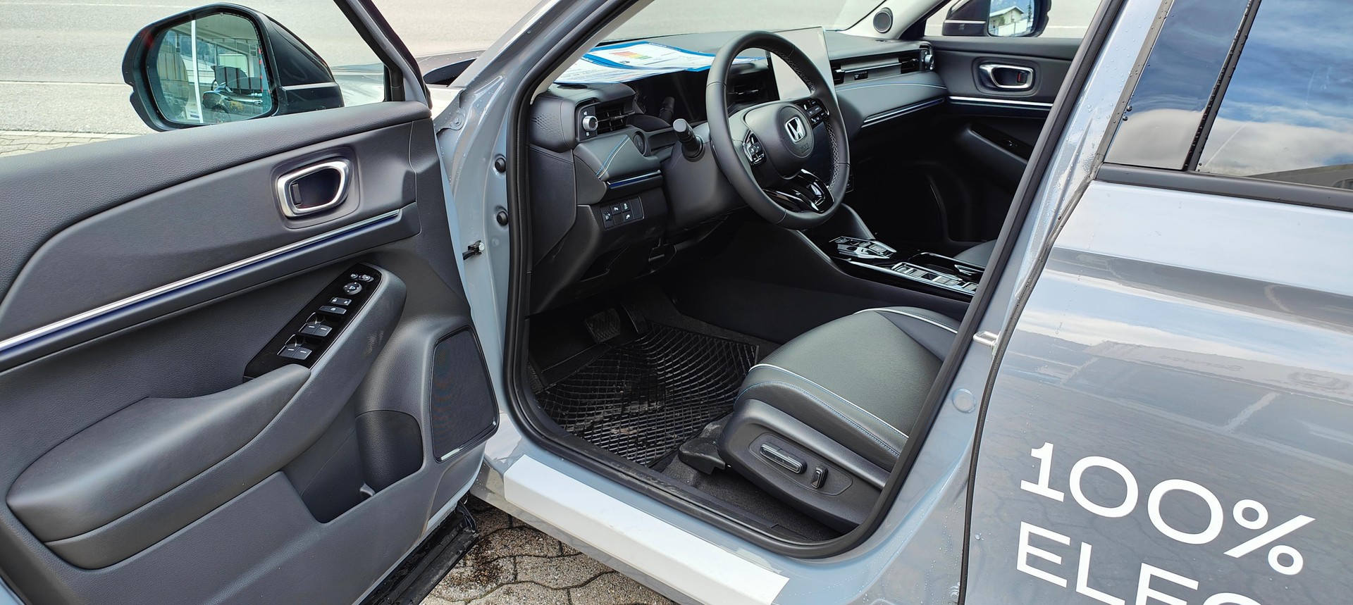 HONDA eNy1 Elegance-image-7