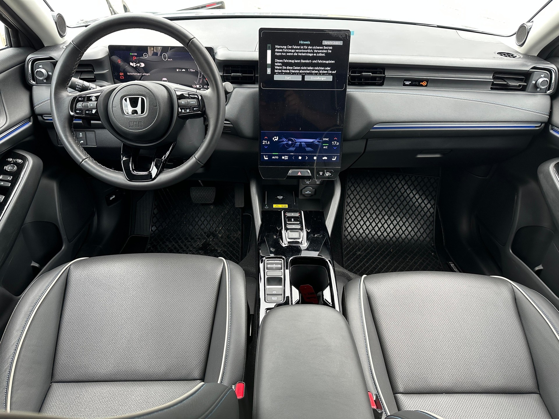 HONDA eNy1 Elegance-image-8