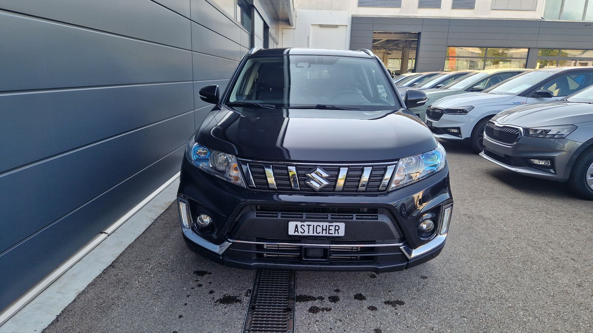 SUZUKI Vitara 1.4 Boosterjet Compact Top Automatic-image-5