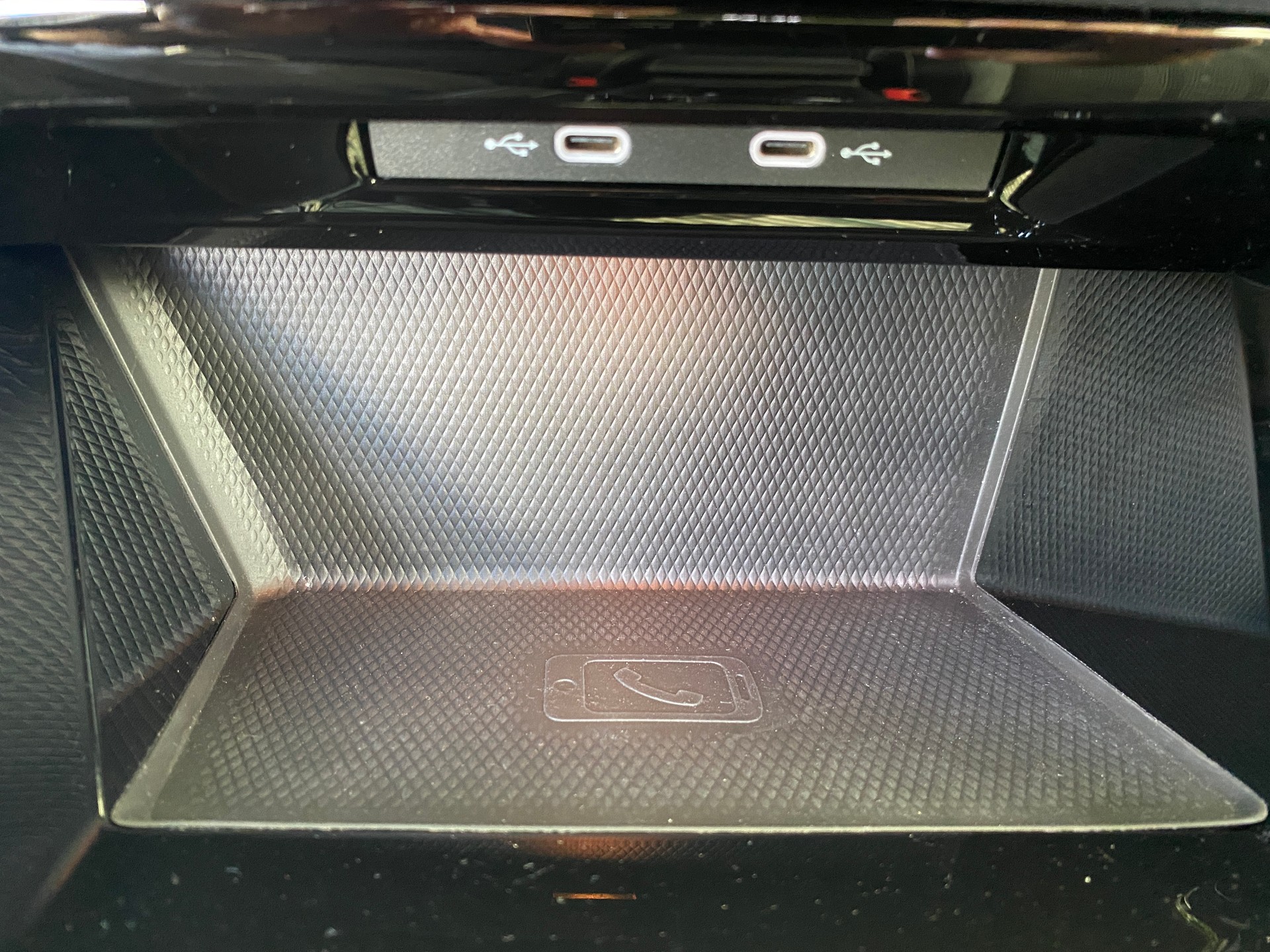 VW Golf 1.5 eTSI mHEV ACT R-Line 75 Edition DSG-image-20