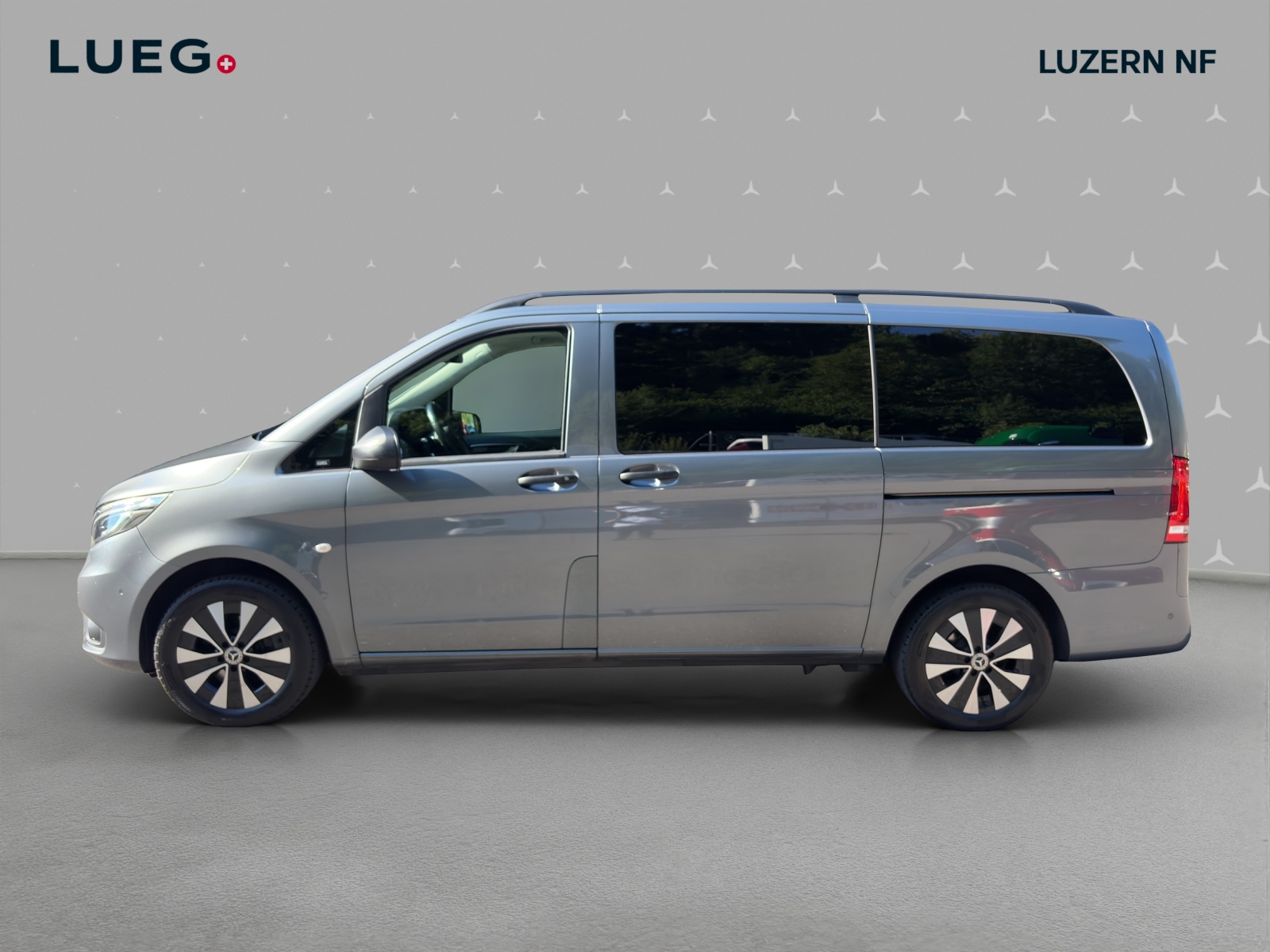 MERCEDES-BENZ Vito 116 CDI Lang Sel. Tourer Family 4Matic 9G-Tronic-image-1