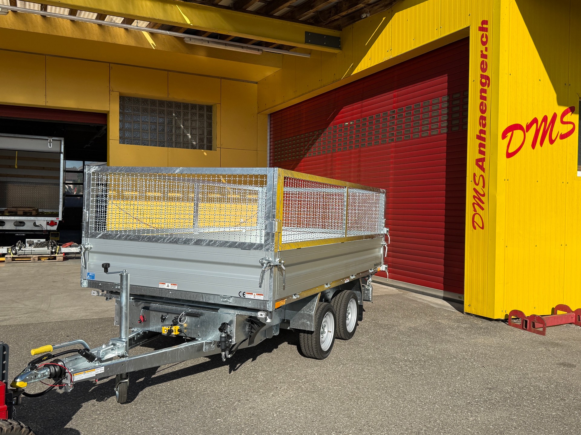 HUMBAUR DMS HTK 2700.31 3-Seitenkipper Alu inkl. E-Pumpe