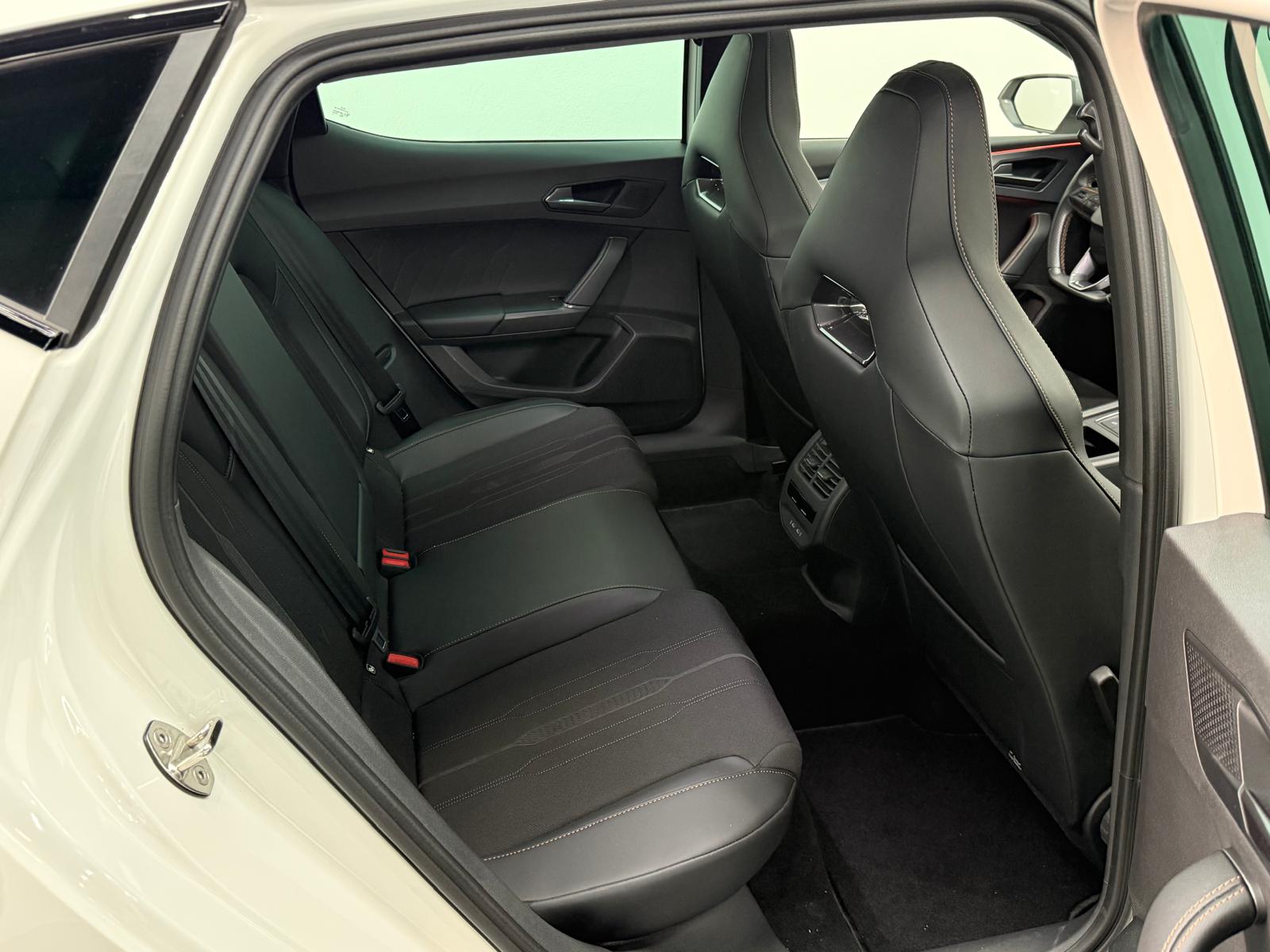 CUPRA LEON VZ 2.0 TSI DSG-image-12