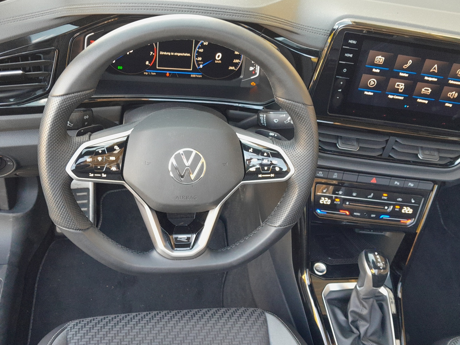 VW T-Roc Cabriolet 1.5 TSI EVO R-Line DSG-image-9