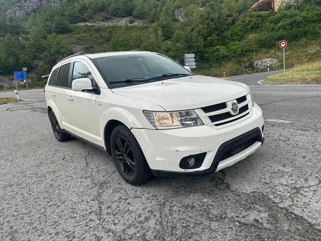 FIAT Freemont 2.0 MJ Lounge AWD Automat-image-4