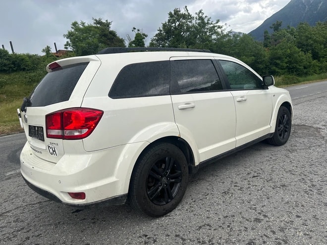 FIAT Freemont 2.0 MJ Lounge AWD Automat-image-8