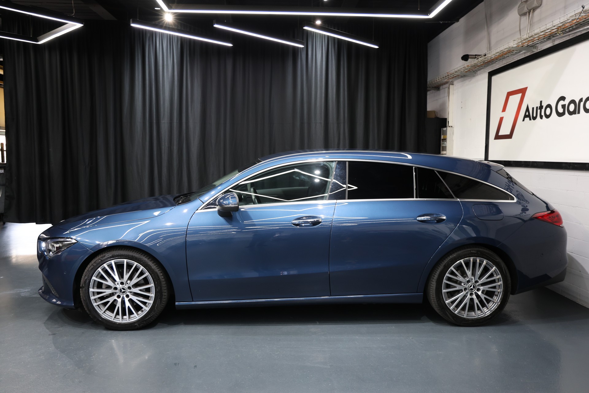 MERCEDES-BENZ CLA Shooting Brake 200 Progressive 7G-DCT-showroom-element-1