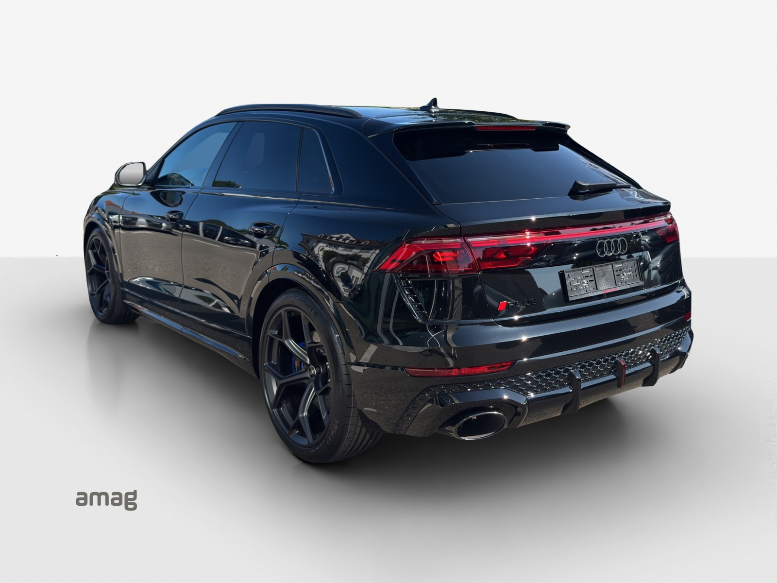 AUDI RSQ8 performance quattro-showroom-element-2